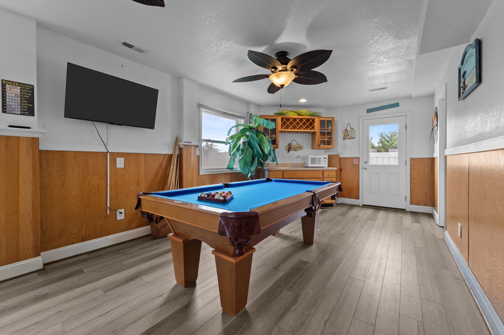 Game Room Pool Table