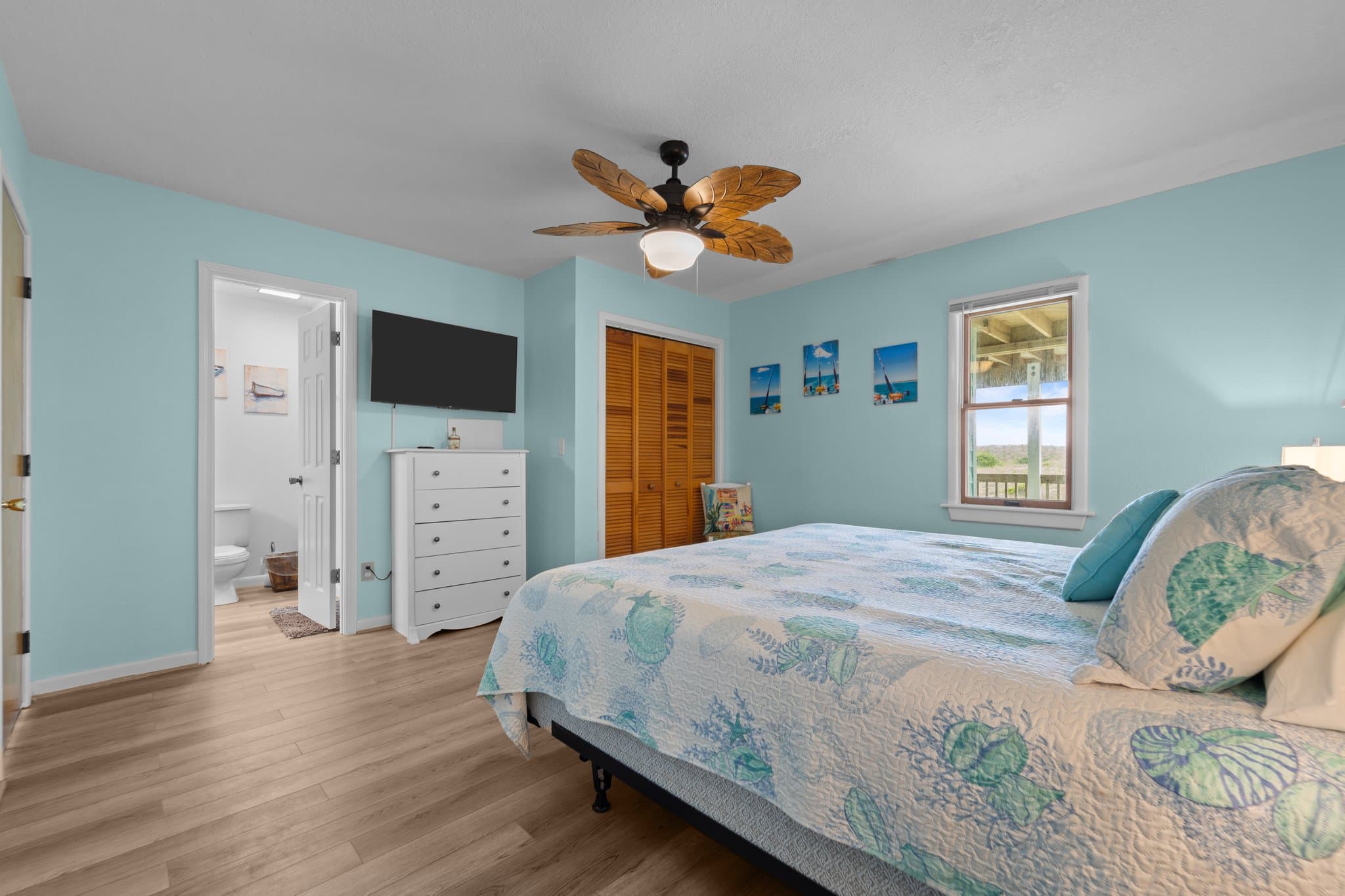 King En Suite Bedroom