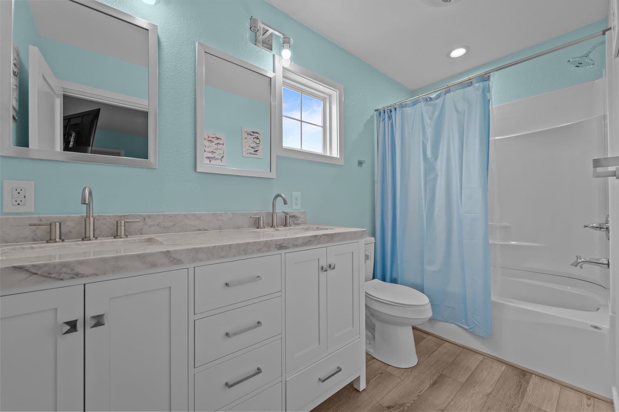 Bunk Room Private Bath