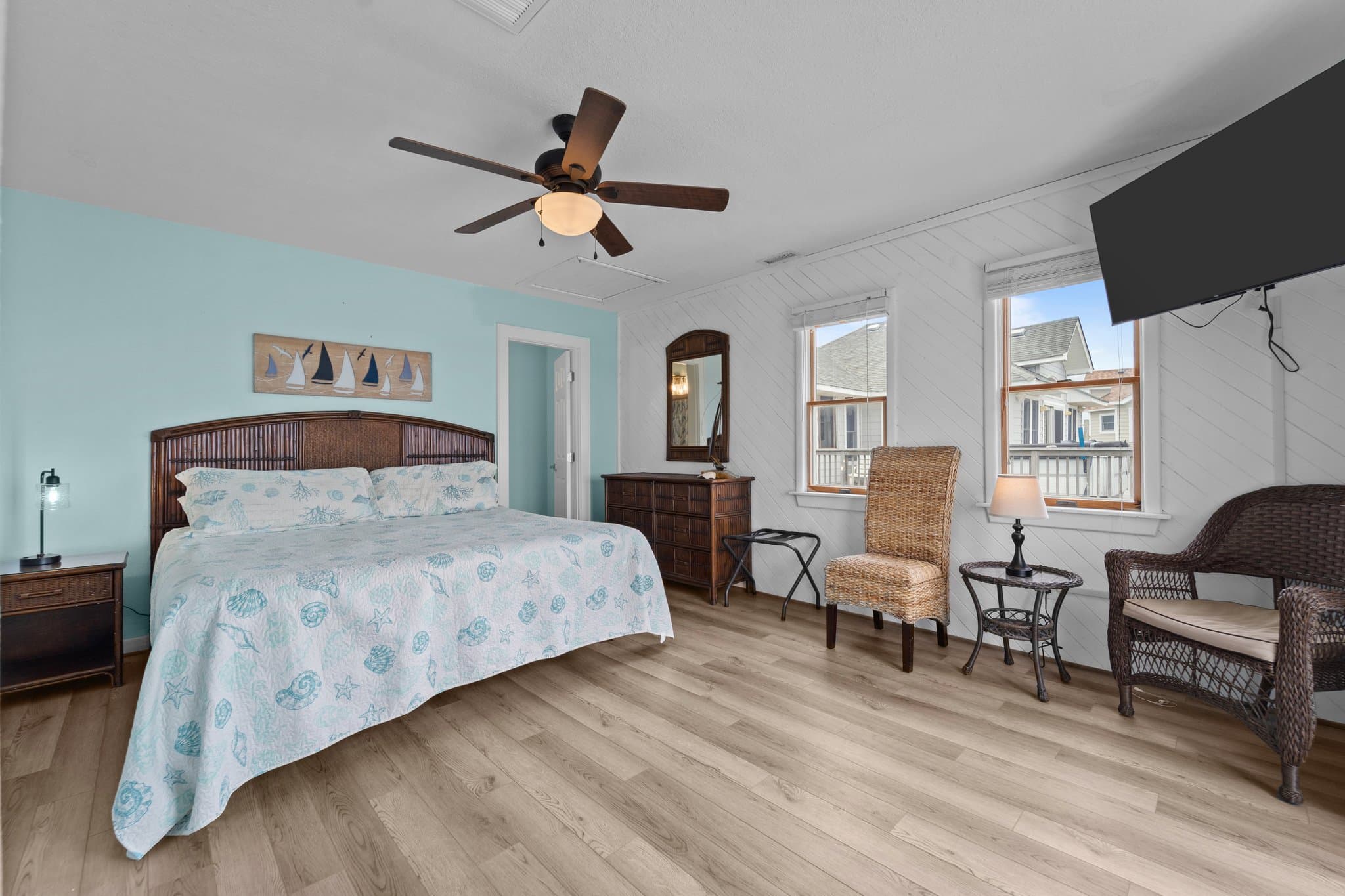 Top Floor King En Suite Bedroom