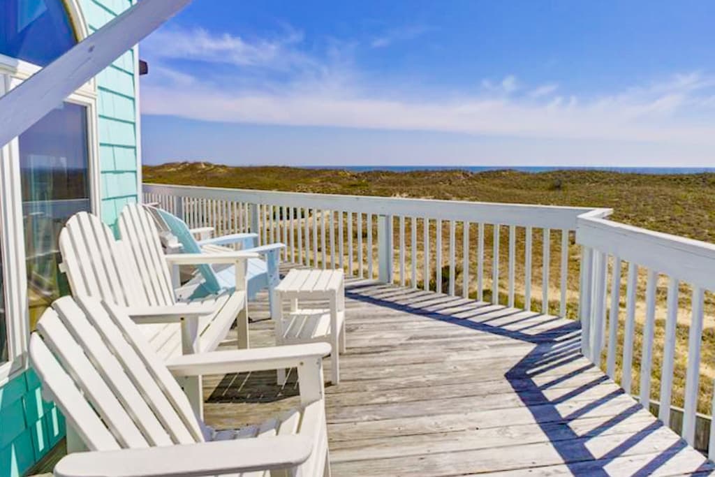 Oceanside Deck with Views of Ocean