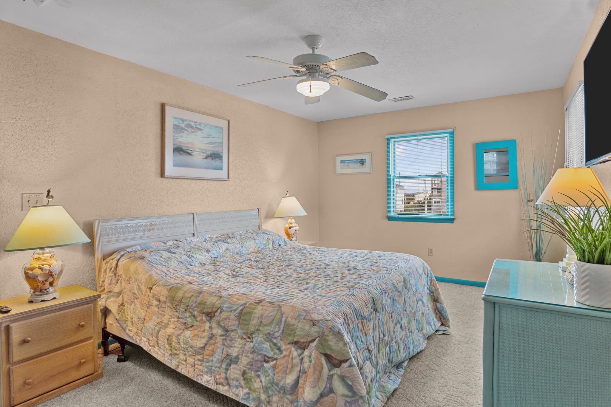 Huge Private King Master Suite #1 on Top Level