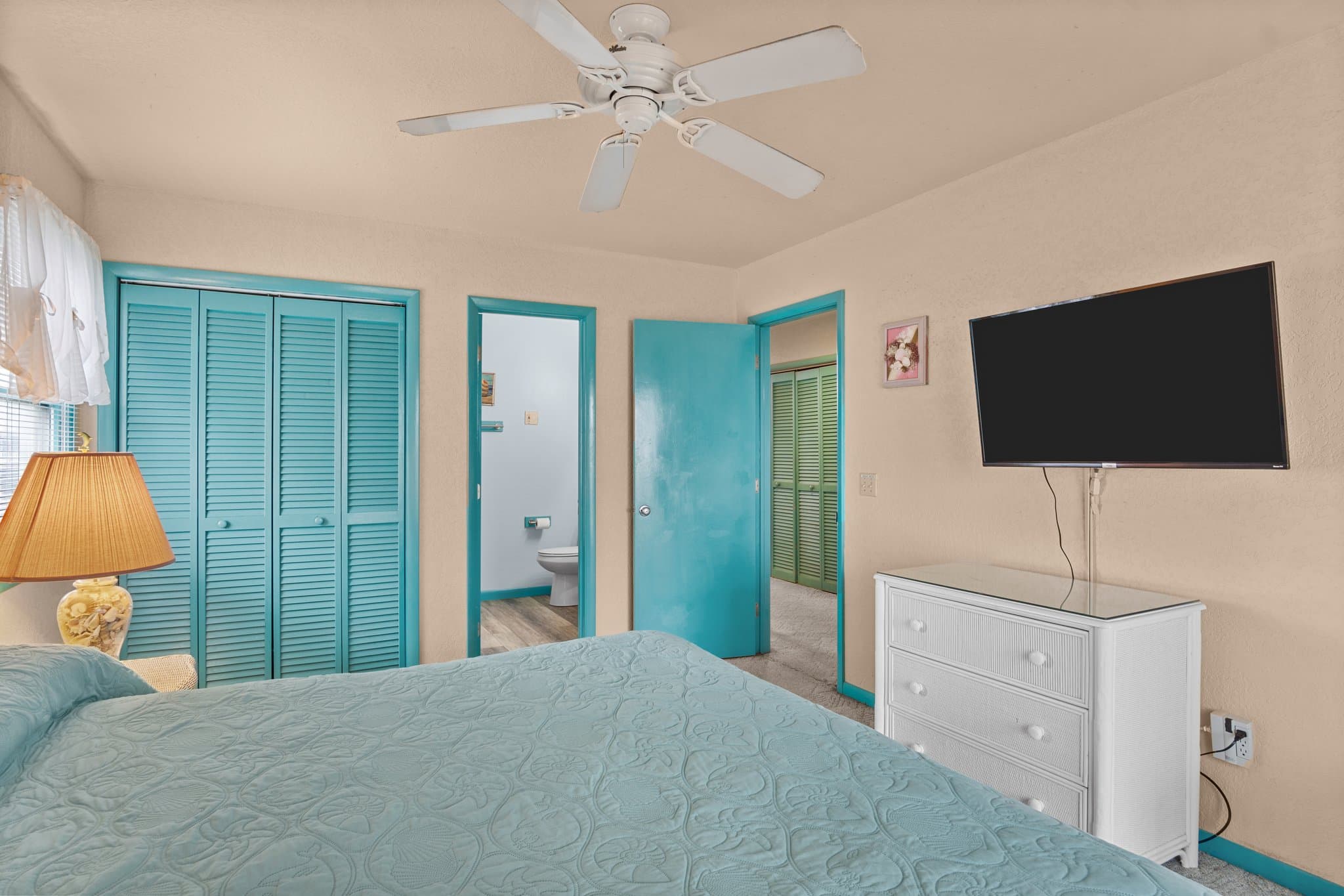 Oceanfront Private King Master Suite #2