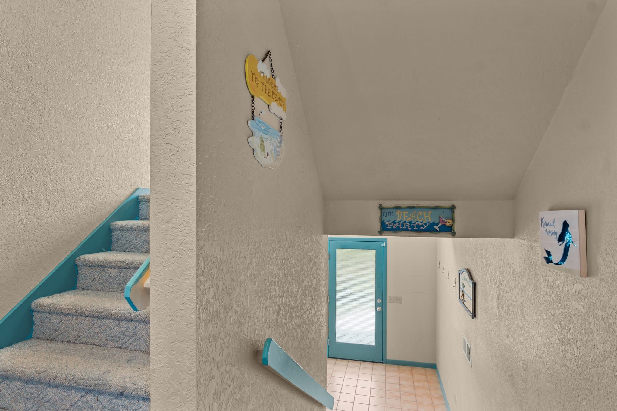 Entrance Stairway