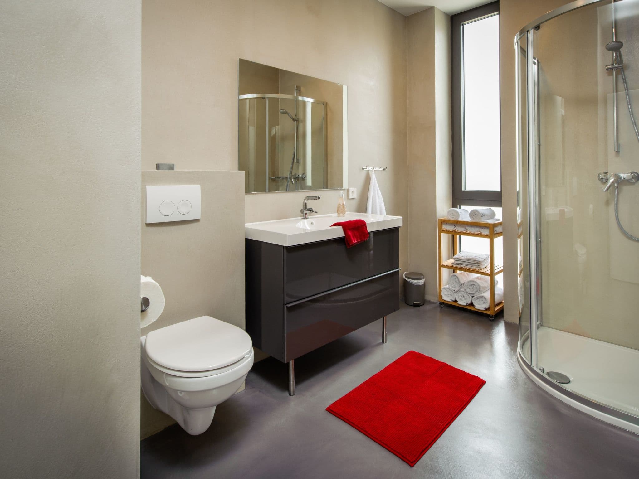 Bathroom / Wellness