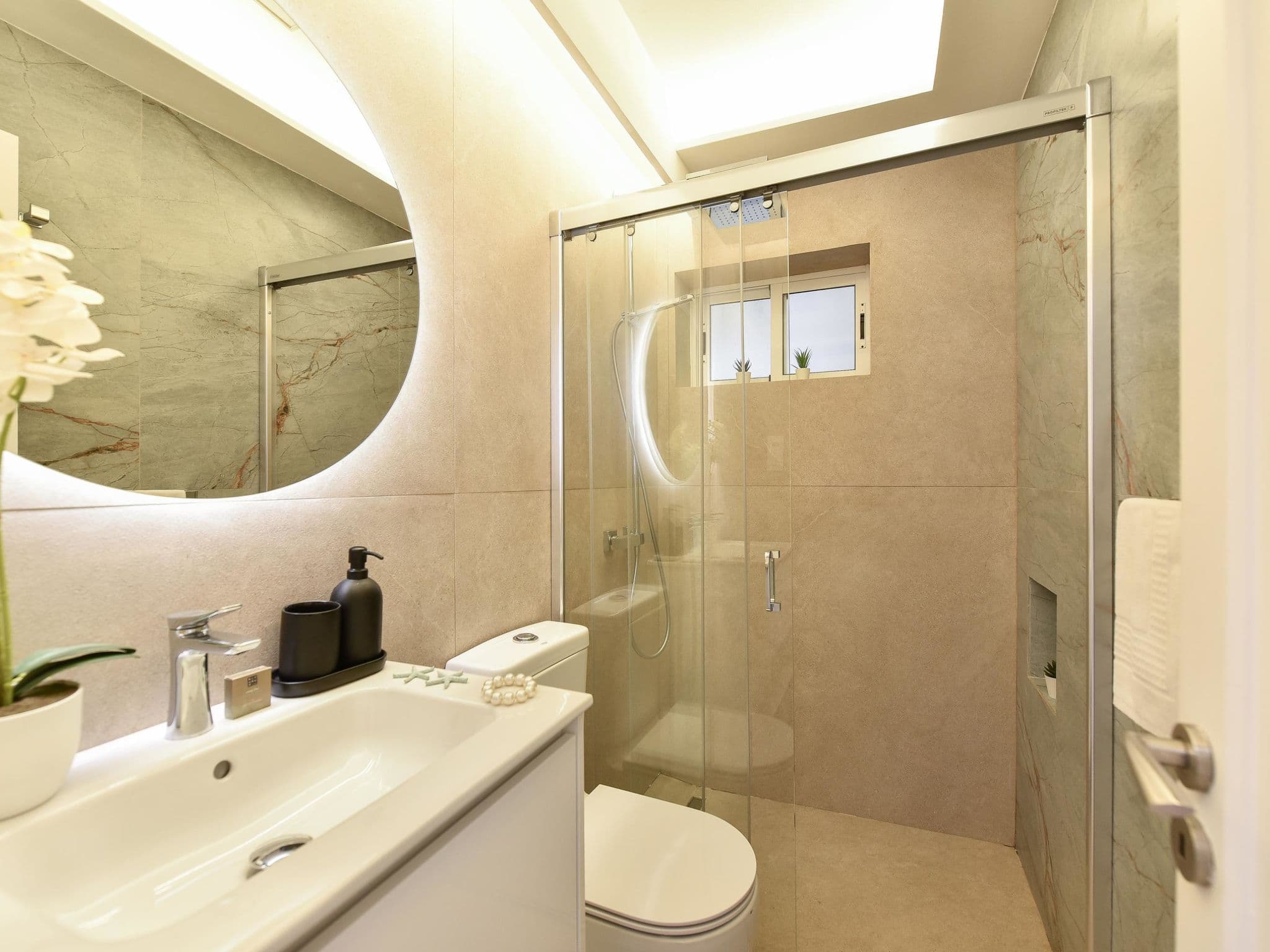 Bathroom / Wellness