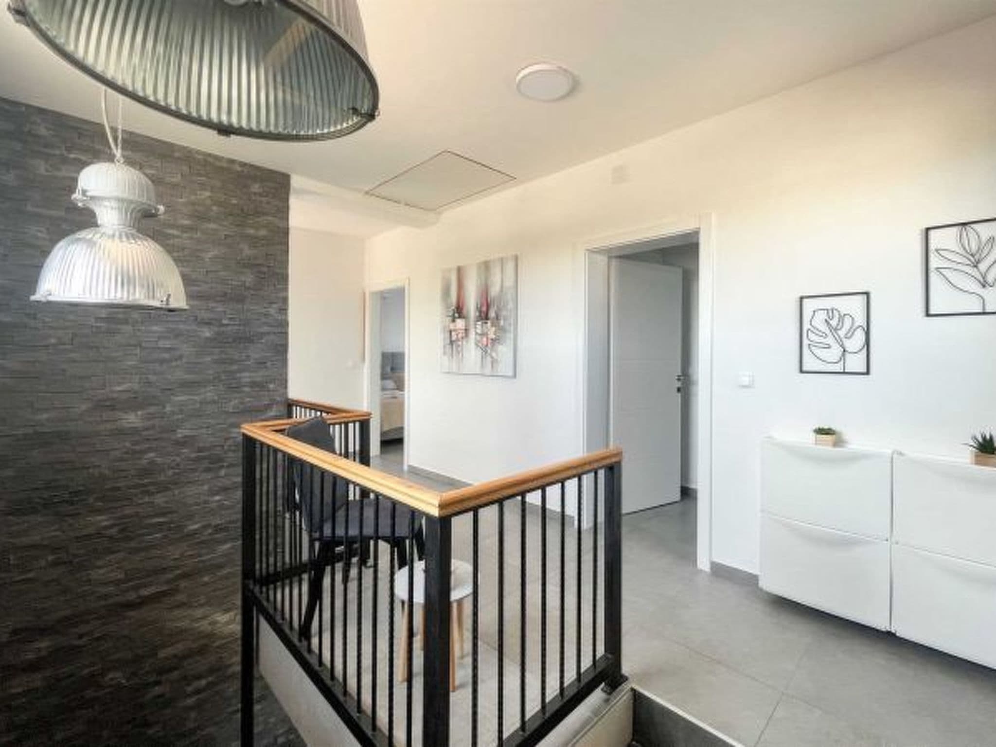 Gallery Image 15