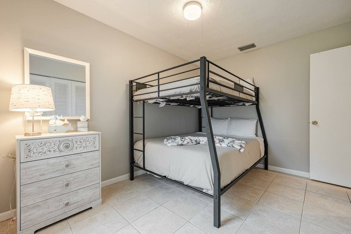 890dee7e dc75 43c6 adaa 80d09edea30e