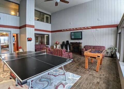 Cedar Lodge game room