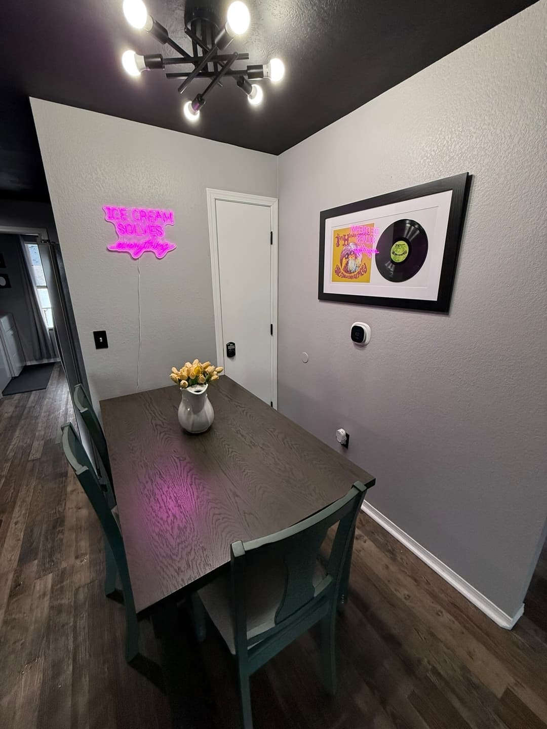 Gallery Image 12