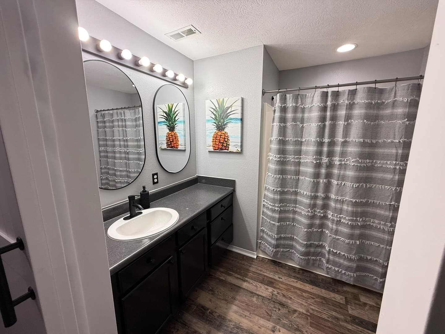 Gallery Image 14