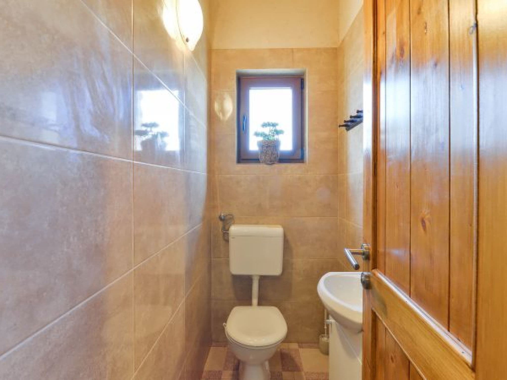 Gallery Image 9