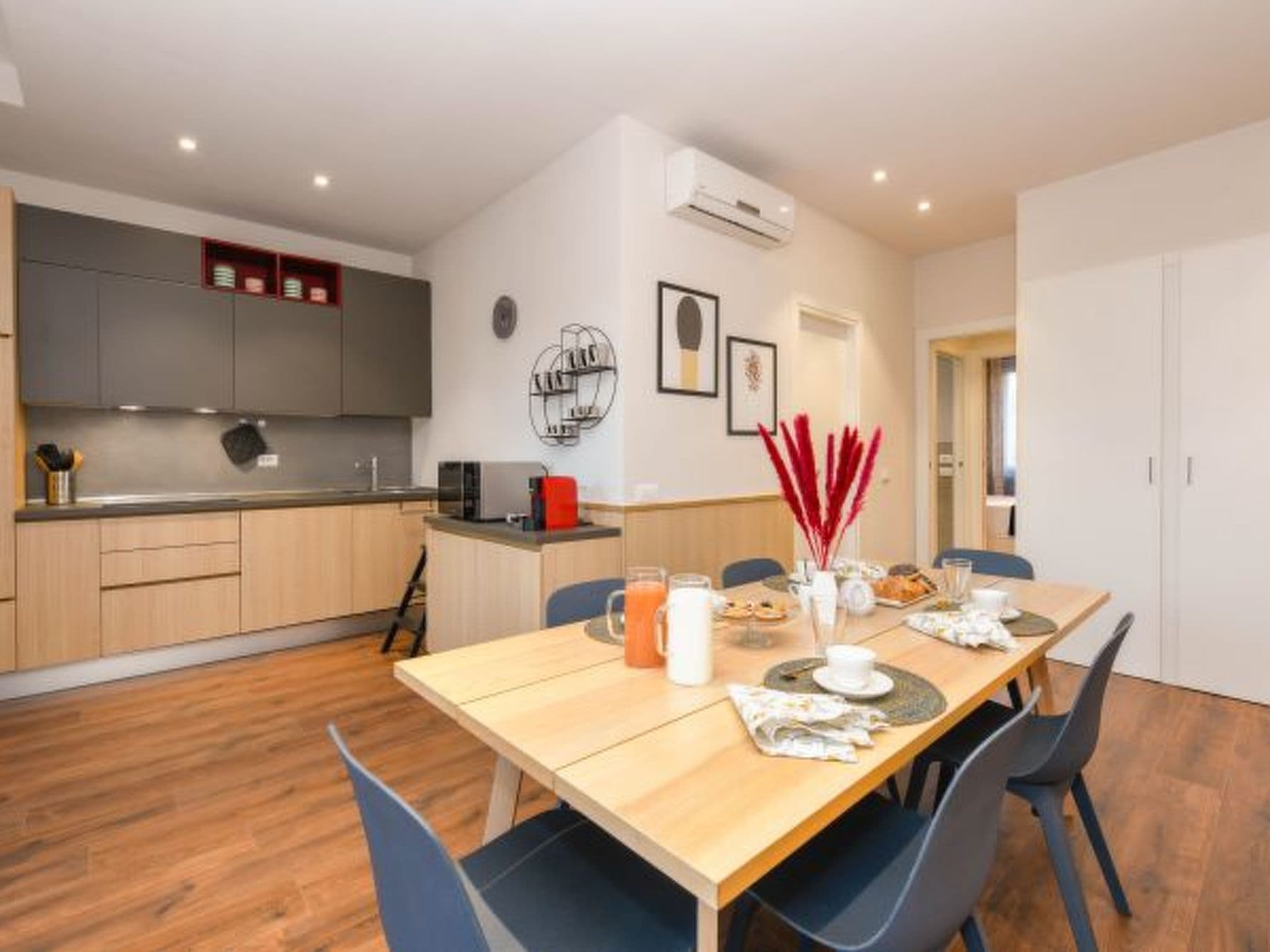 Kitchen / Dining Room
