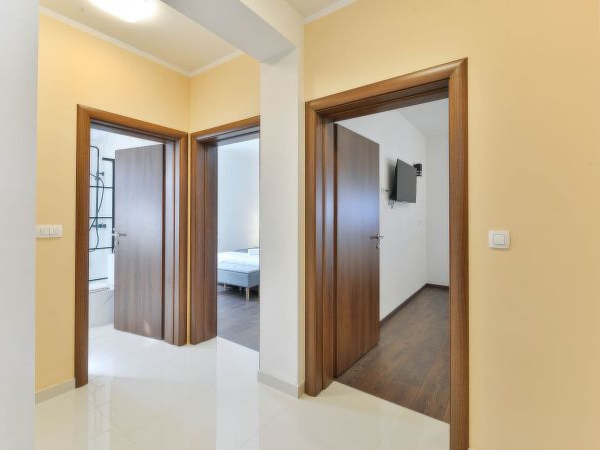 Gallery Image 20