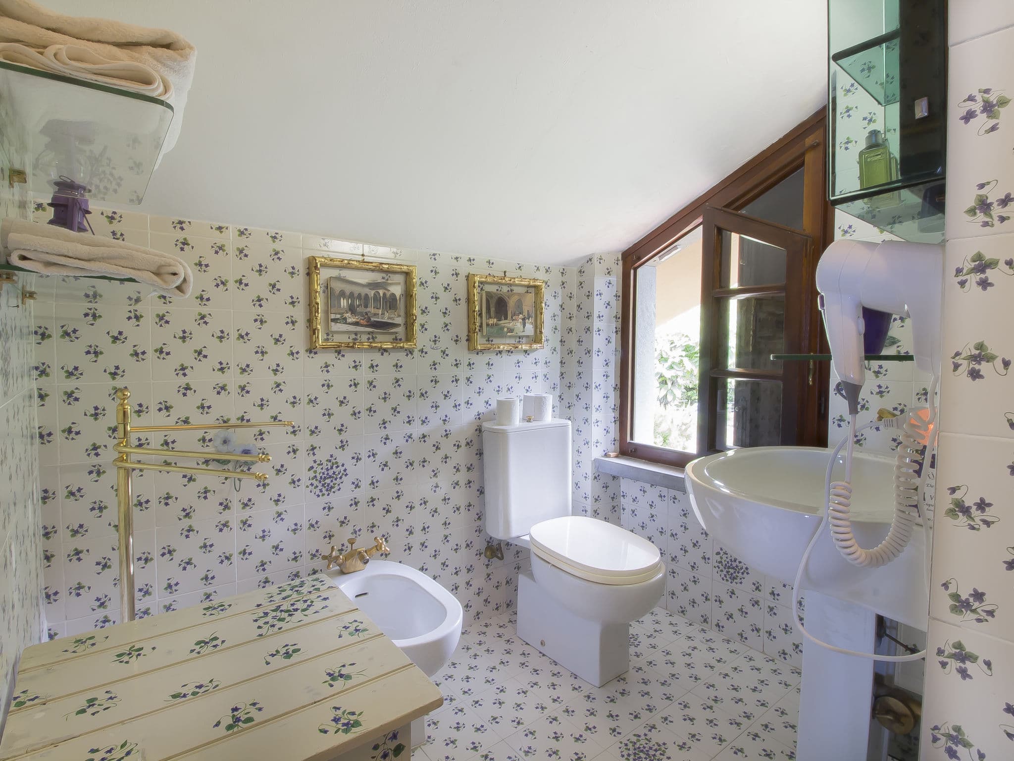 Bathroom / Wellness