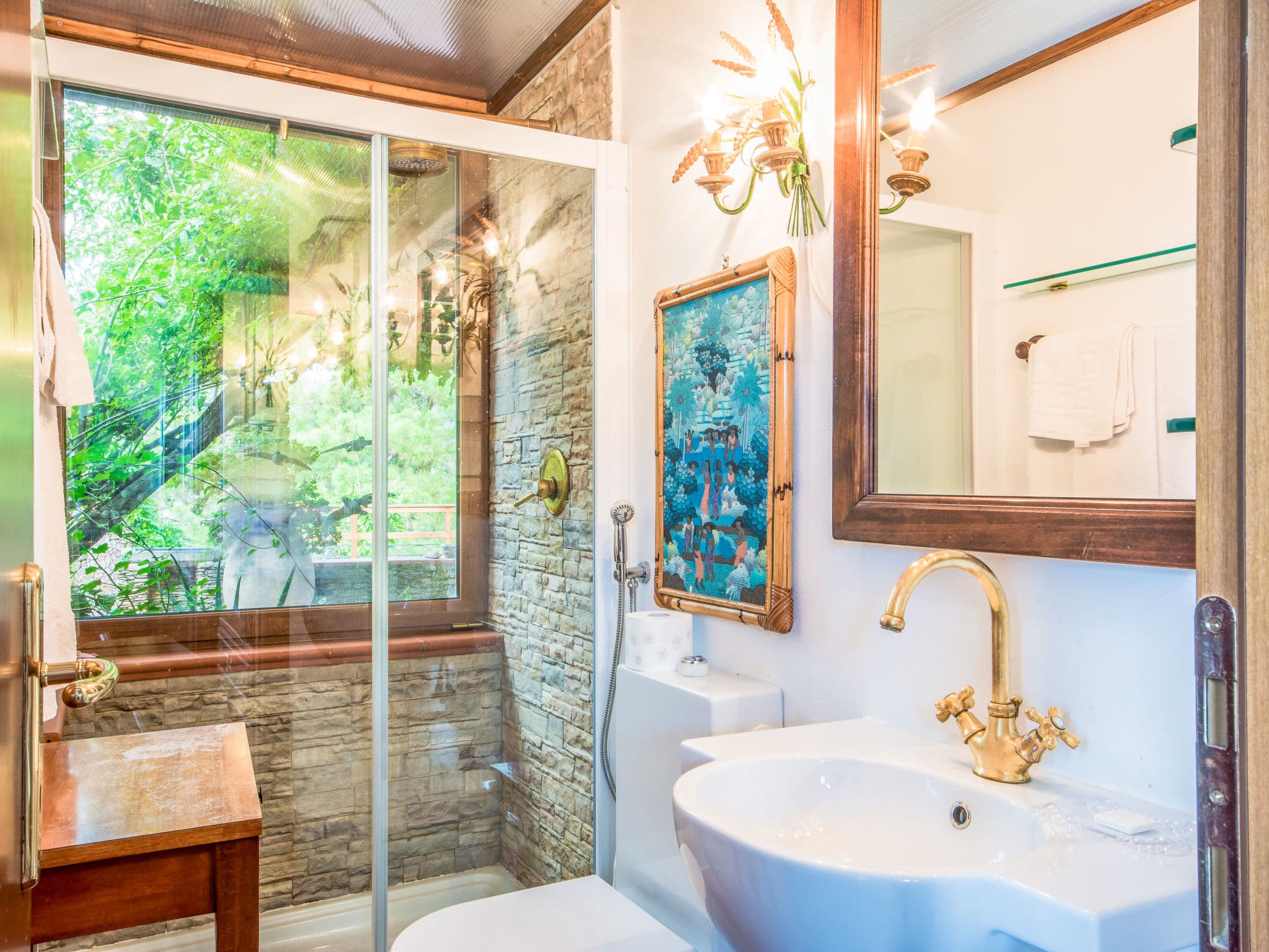 Bathroom / Wellness