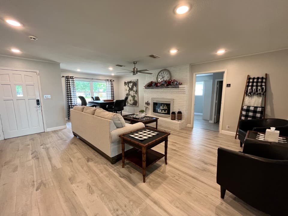 Gallery Image 13