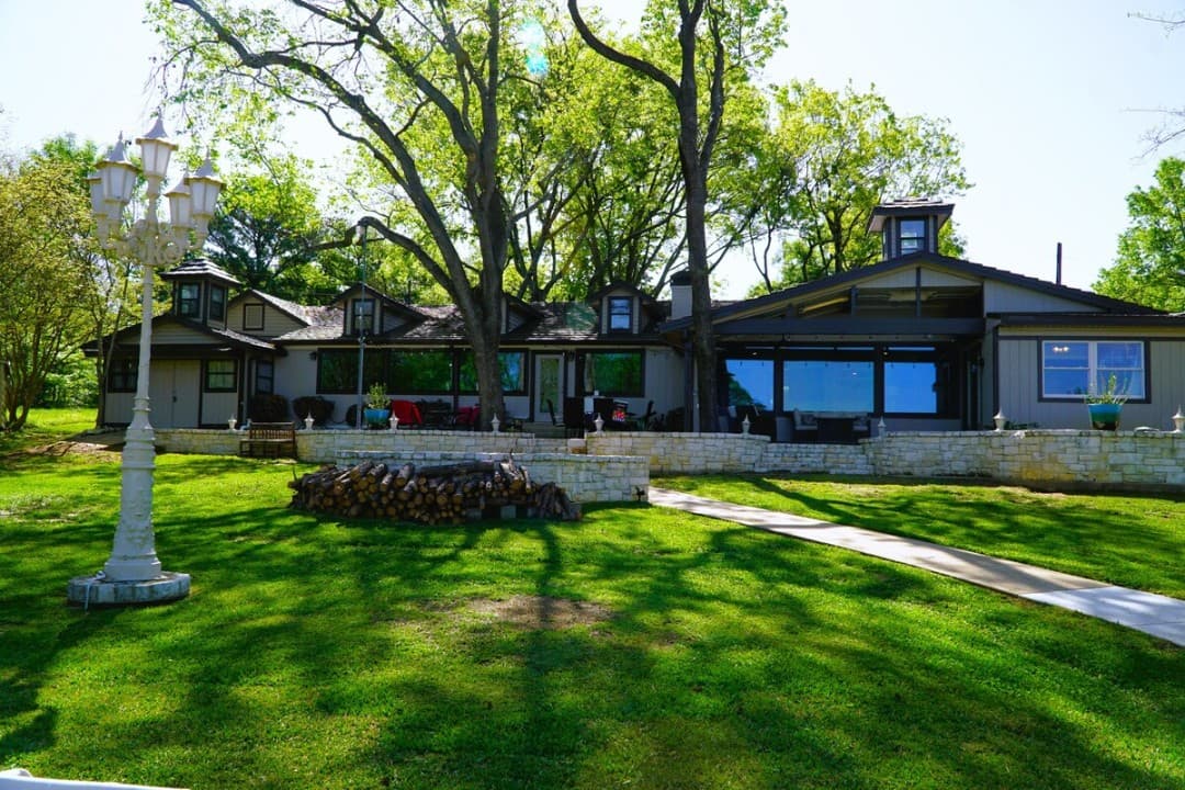 Gallery Image 18