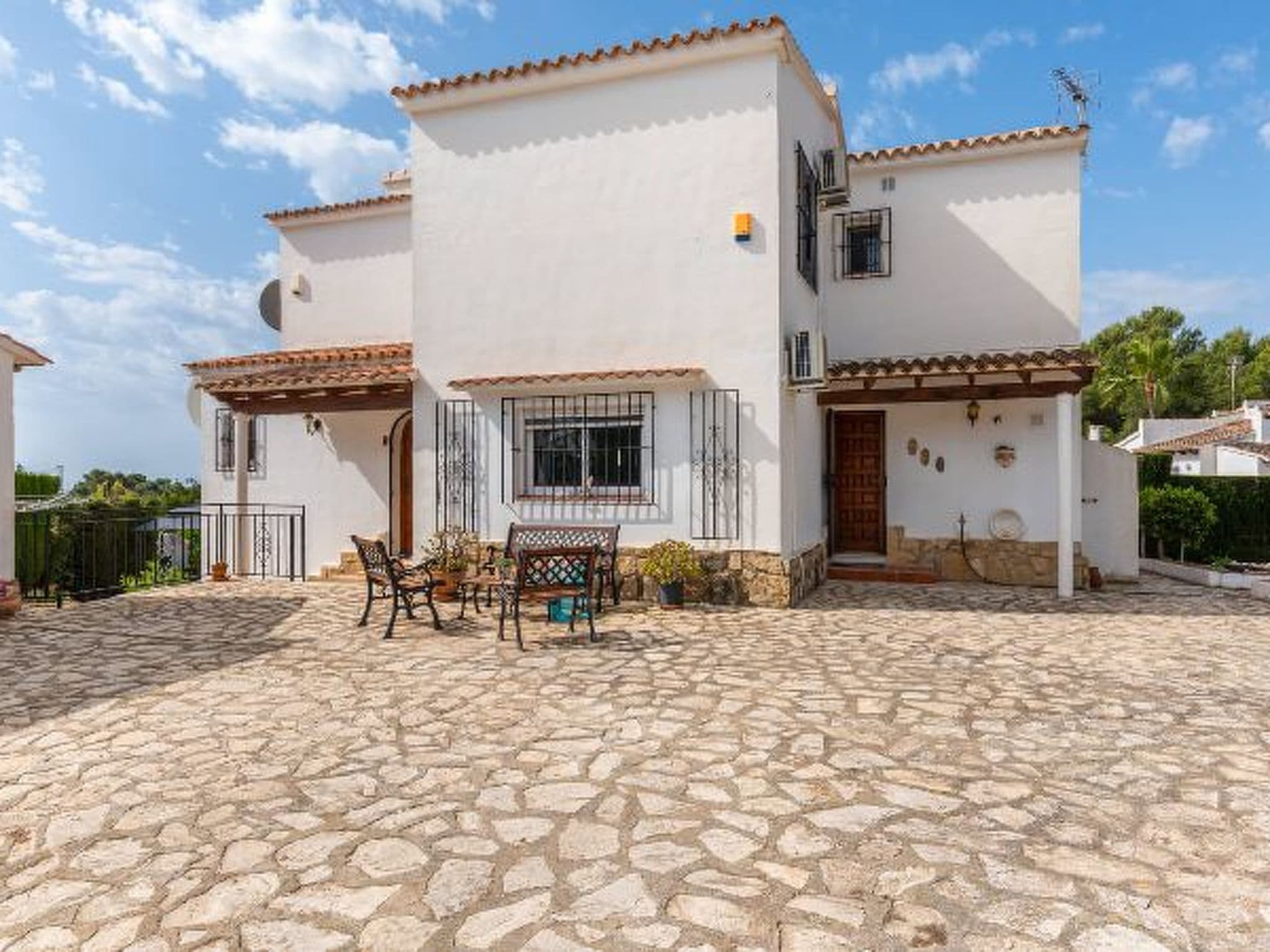 Gallery Image 38