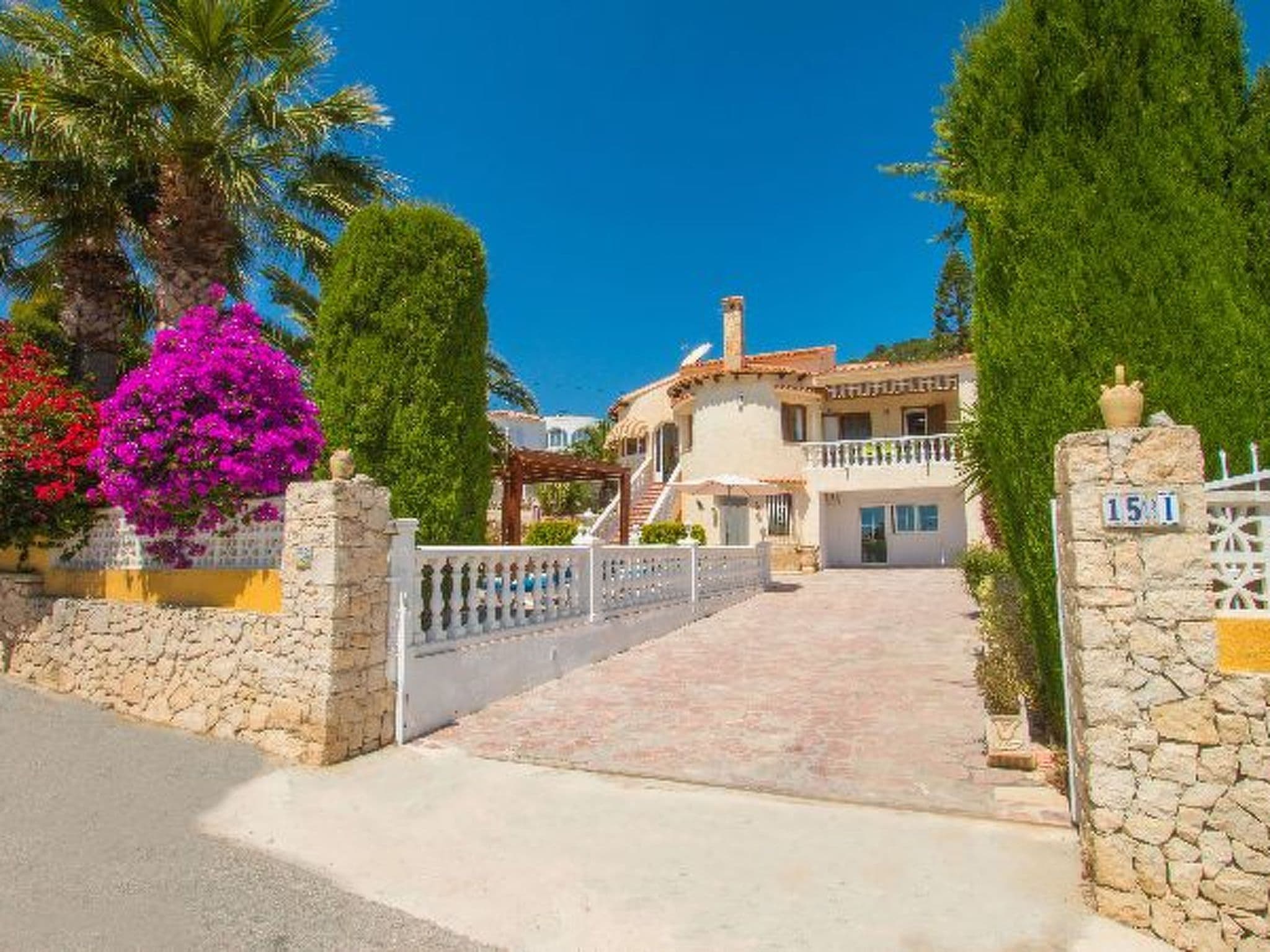 Gallery Image 18