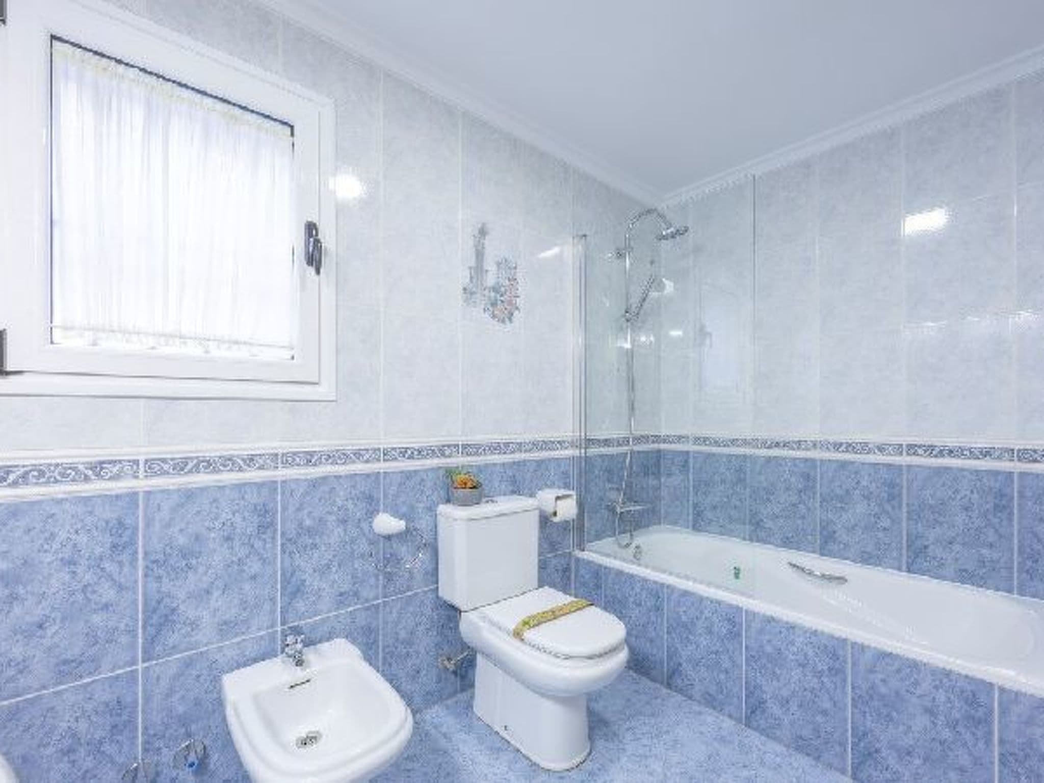 Gallery Image 33