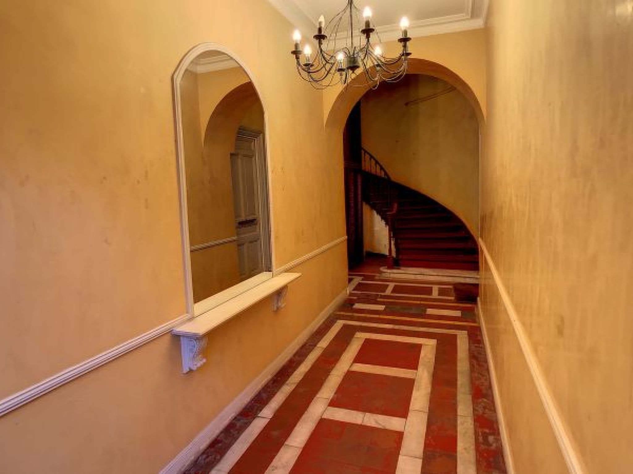 Gallery Image 28