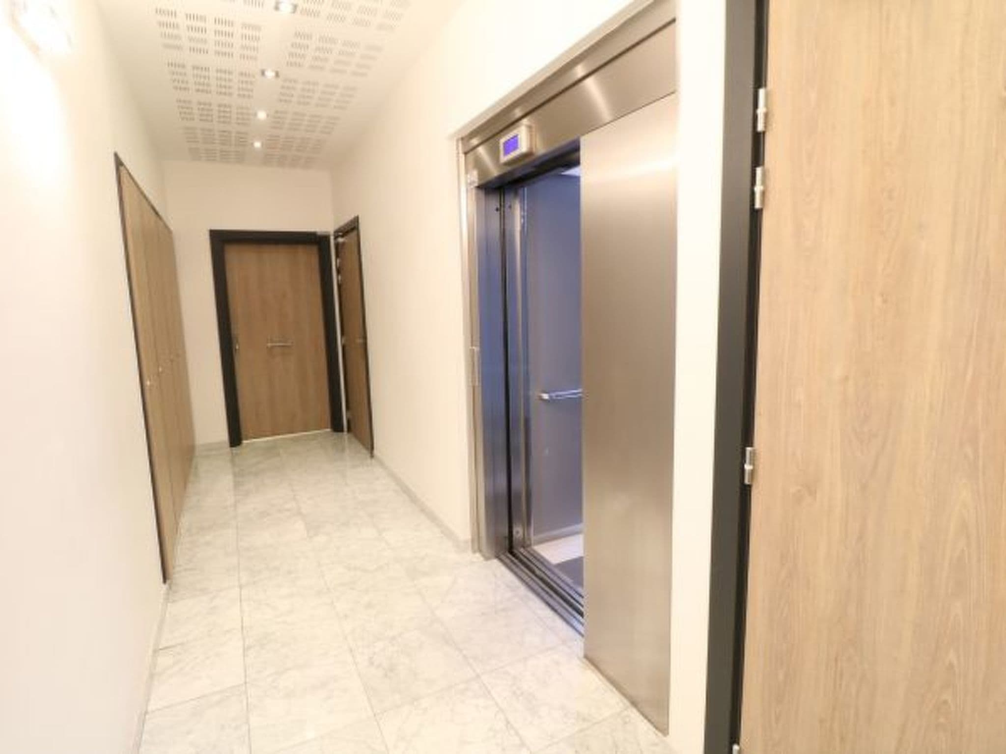 Gallery Image 22
