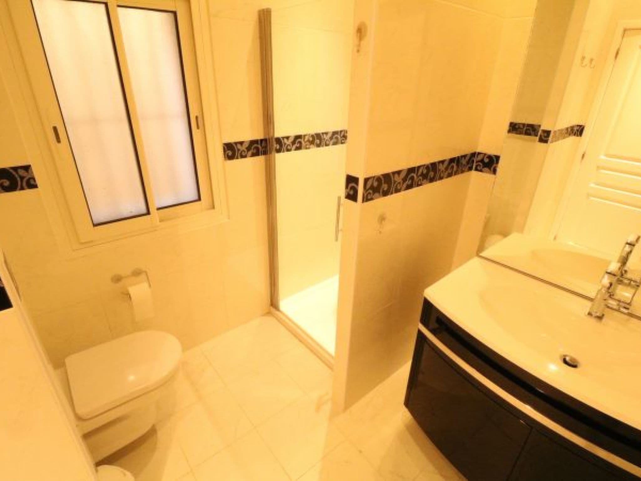 Gallery Image 20