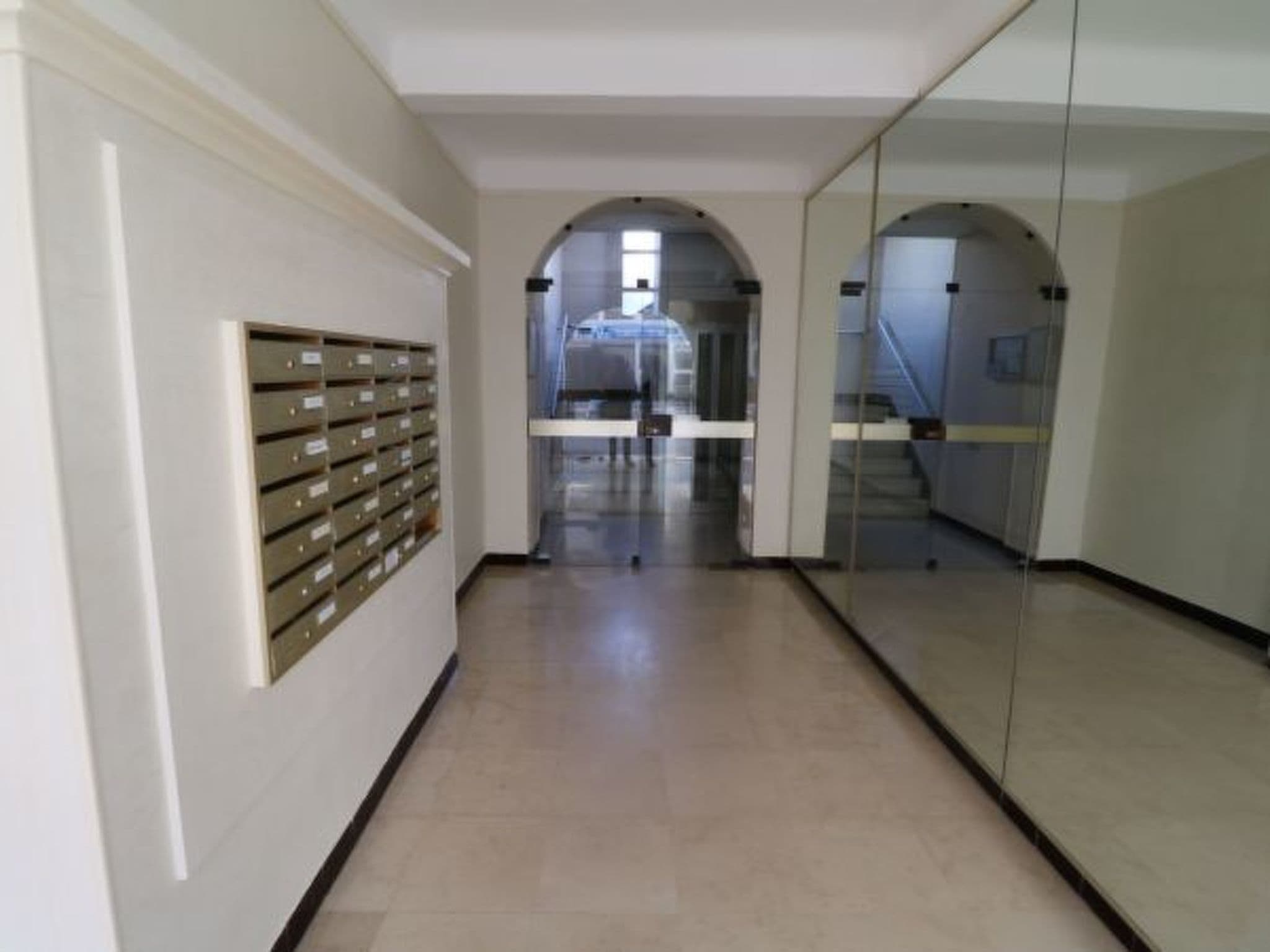 Gallery Image 37