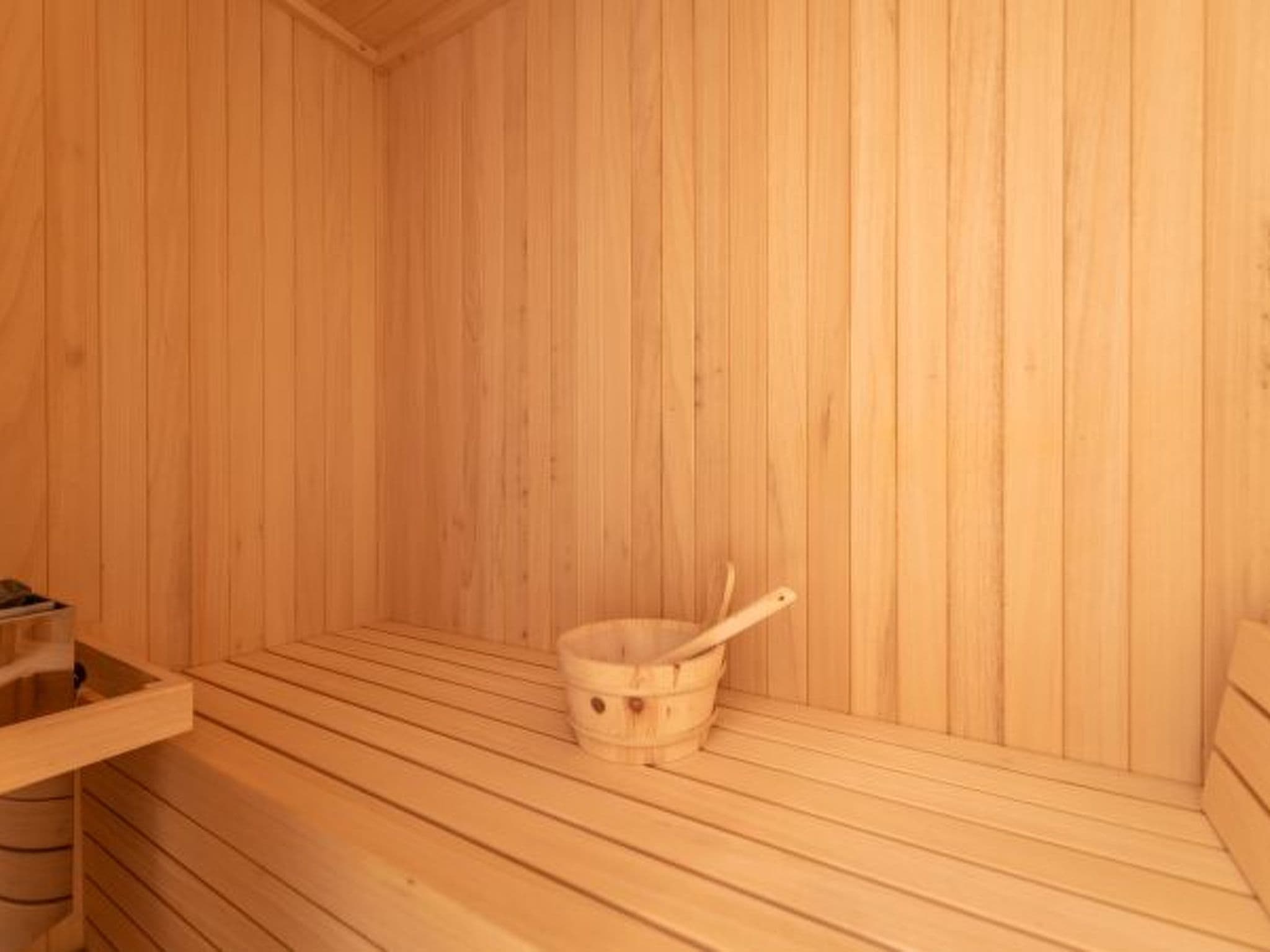 Gallery Image 66