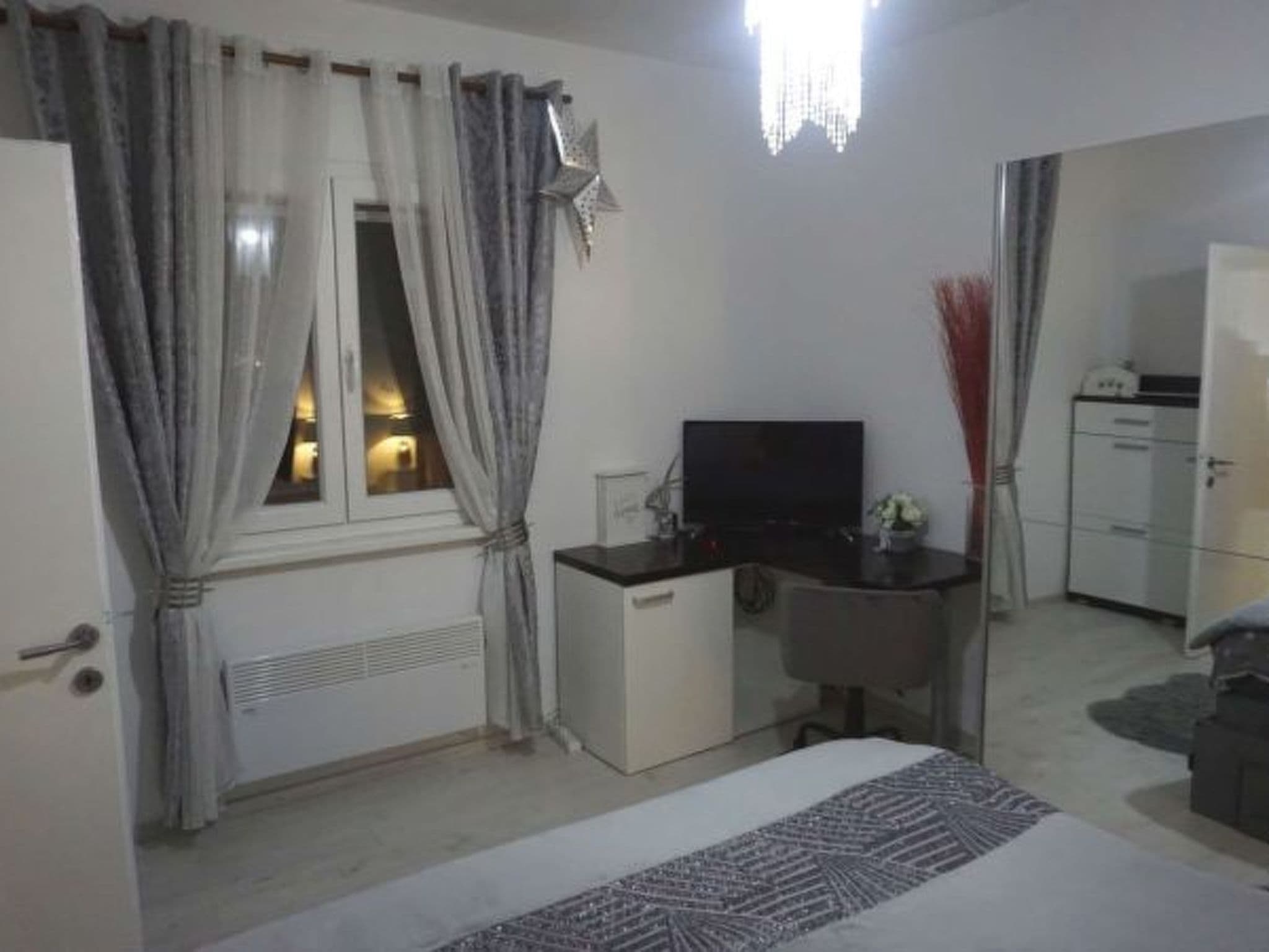 Gallery Image 38