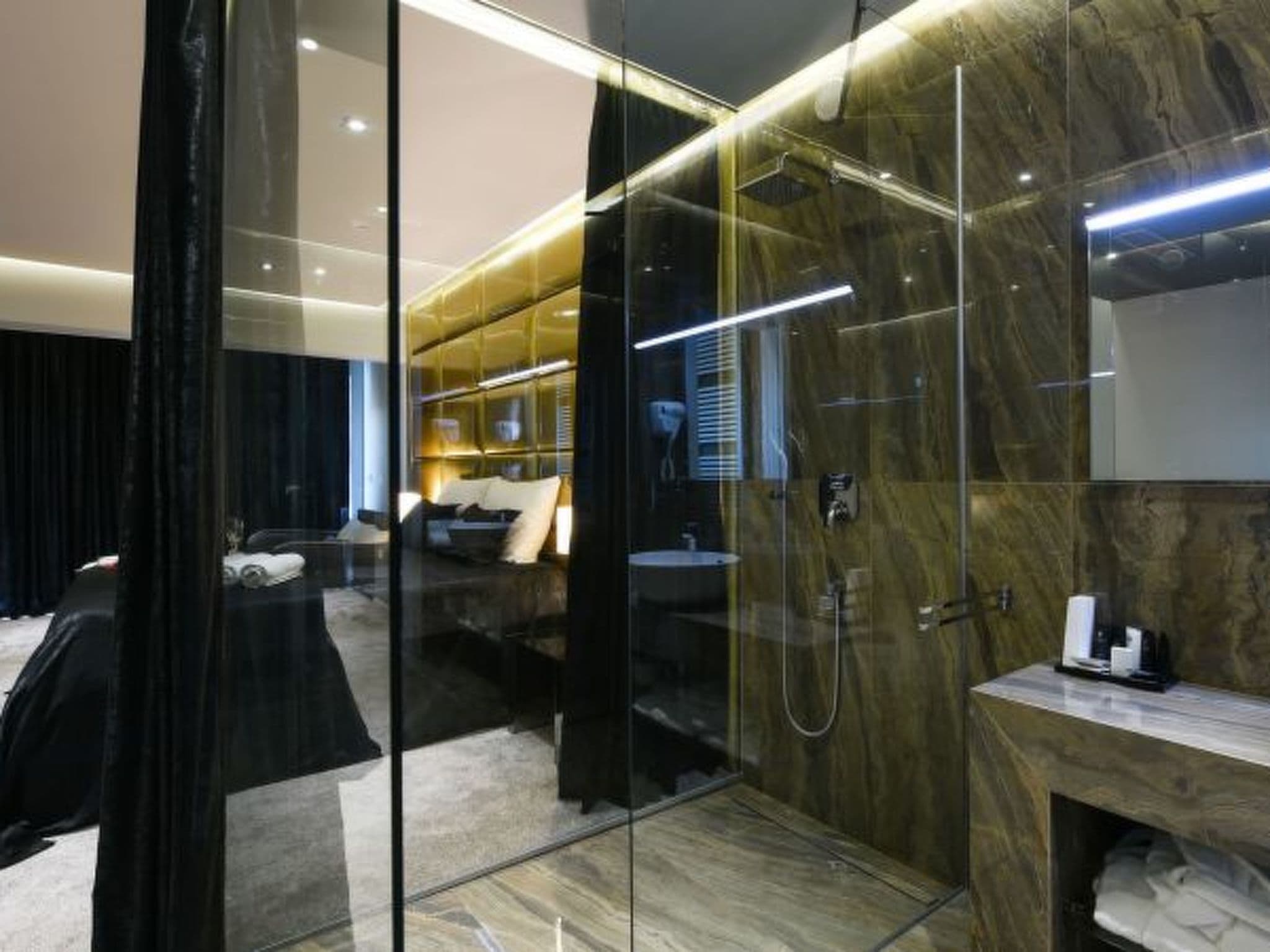 Gallery Image 48