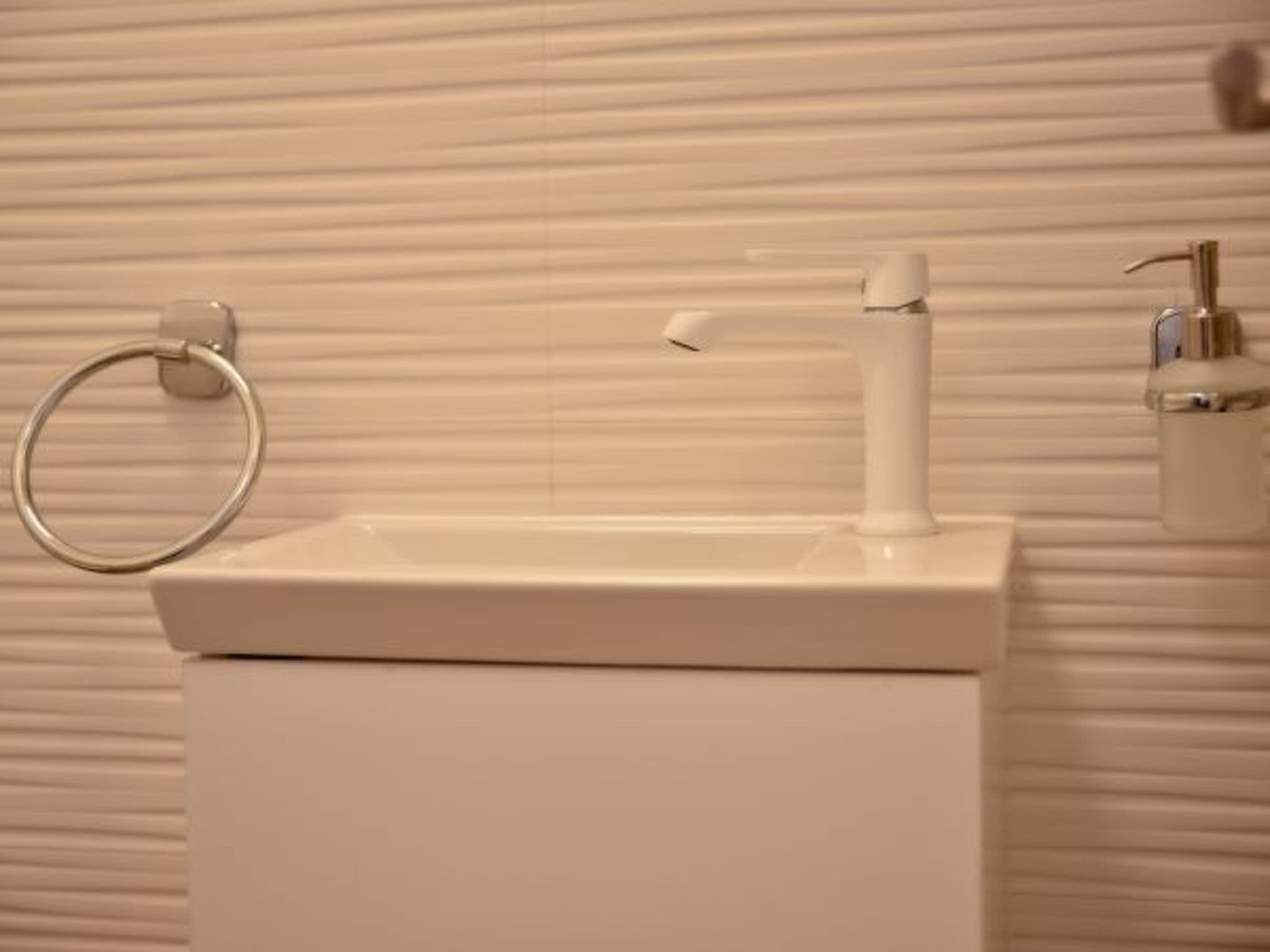 Gallery Image 42