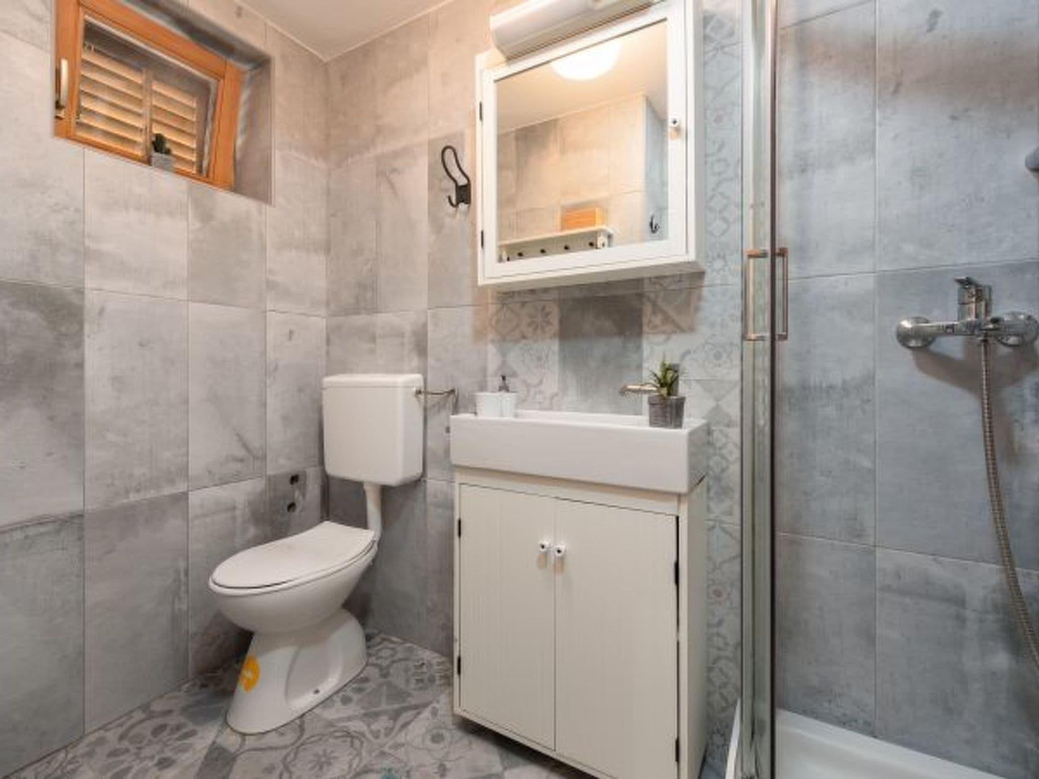 Gallery Image 18