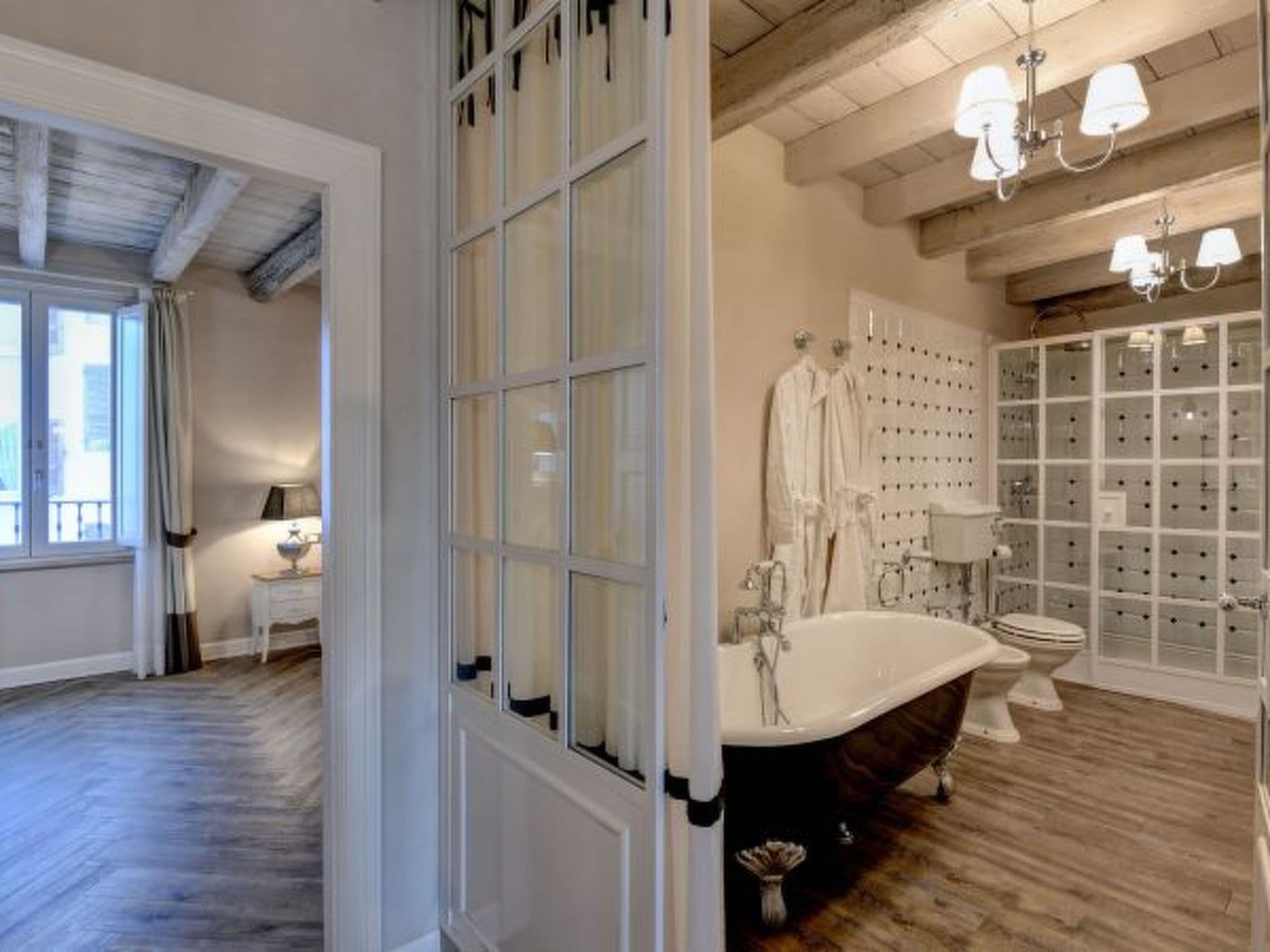 Bathroom / Wellness