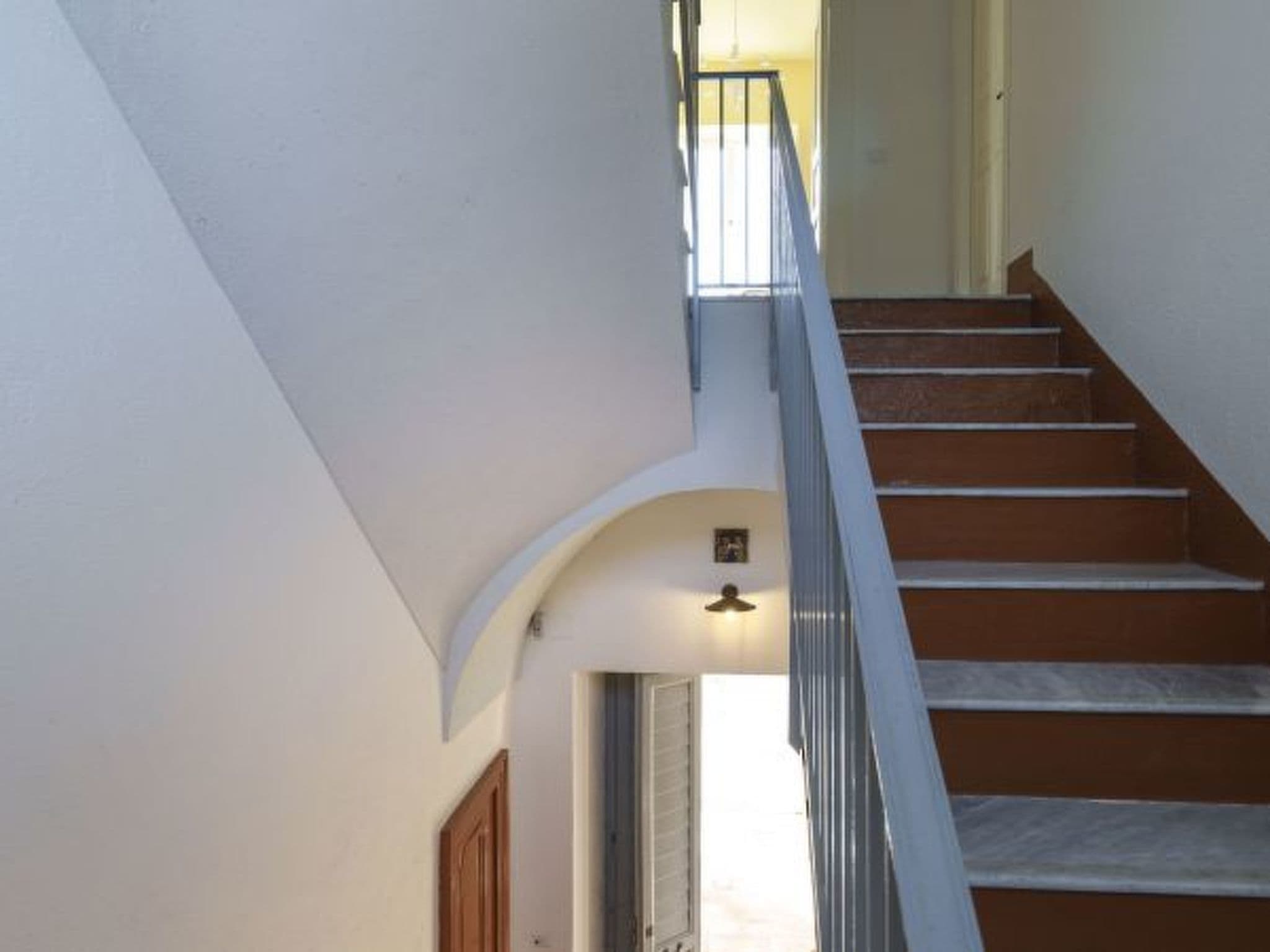Gallery Image 16
