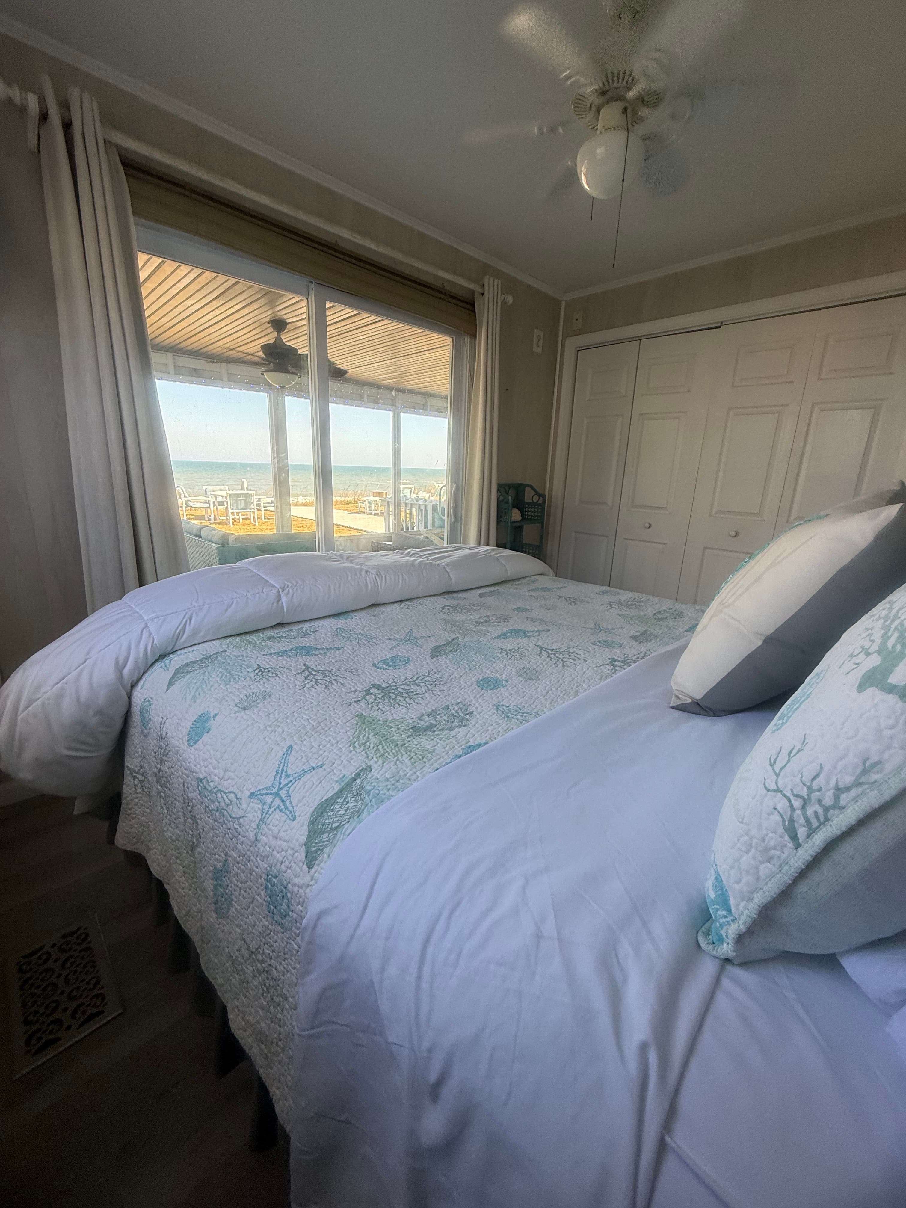 Sunrise BR SE Ocean View