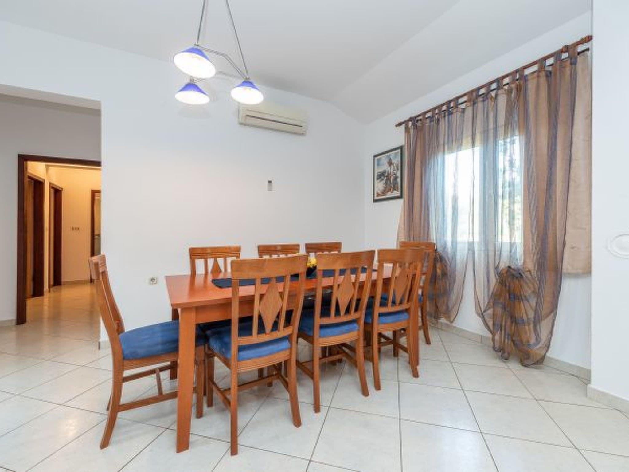Gallery Image 38