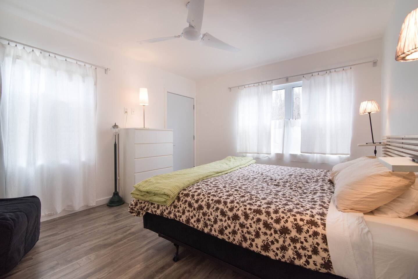 accessible bedroom