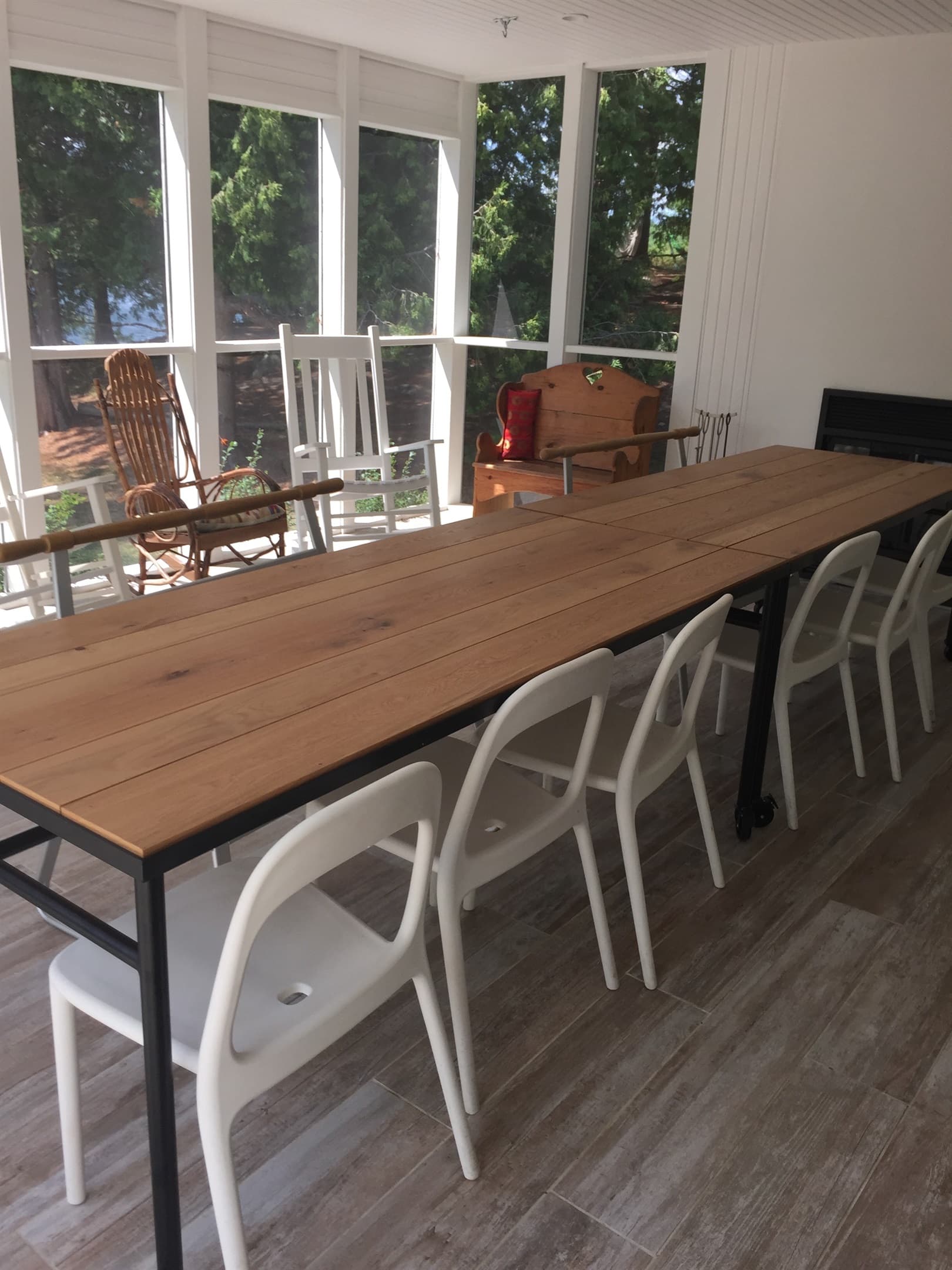 set up screened in porch as dining room for15