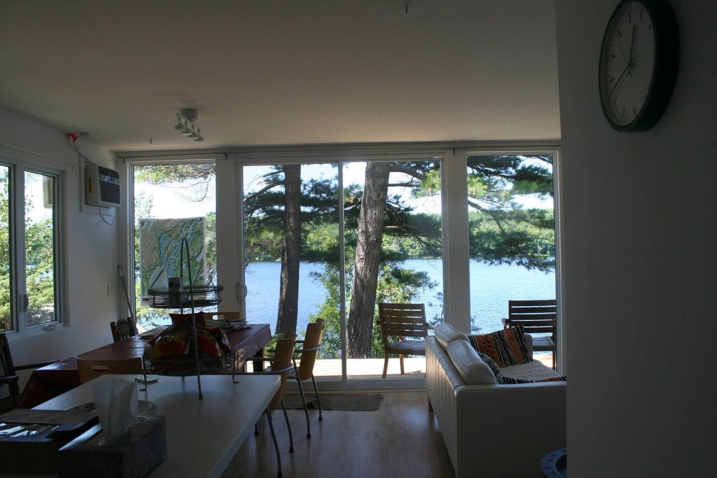 eagle dining room