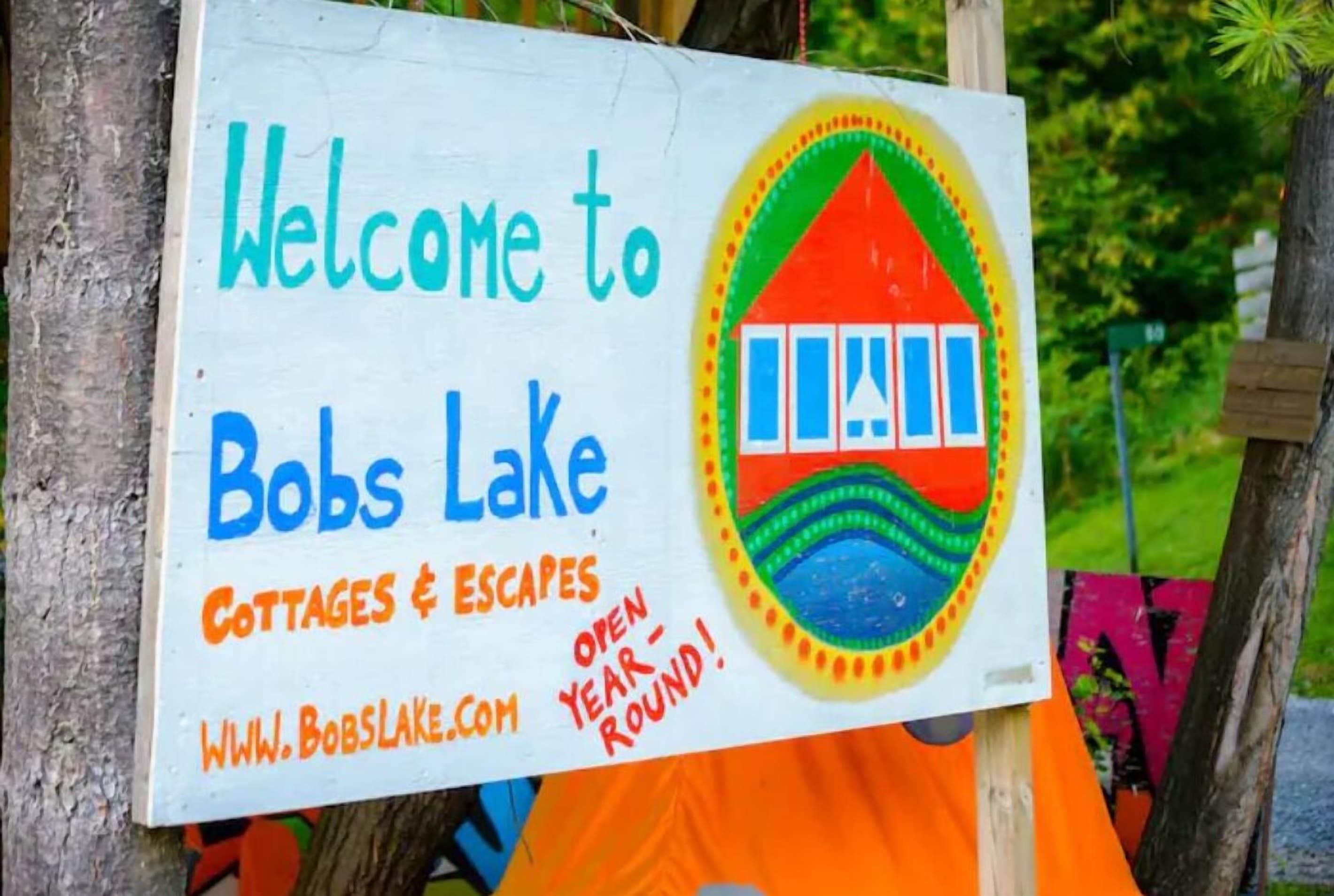 Bobs Lake Cottages & Escapes