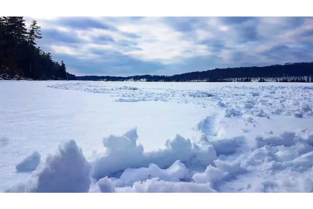 Frozen lake in winter