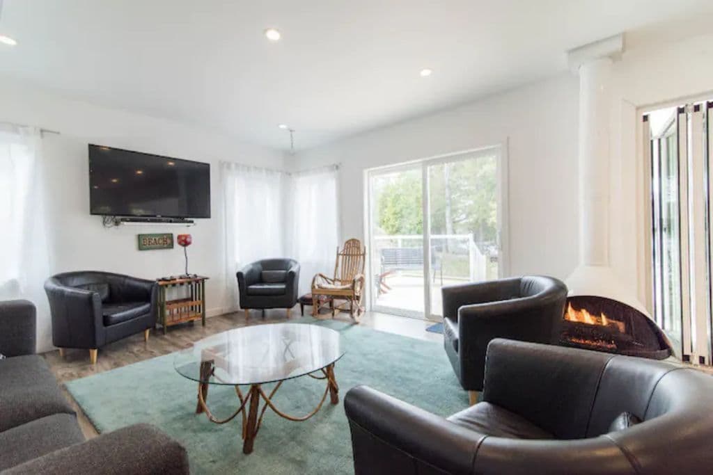Living area Eagle