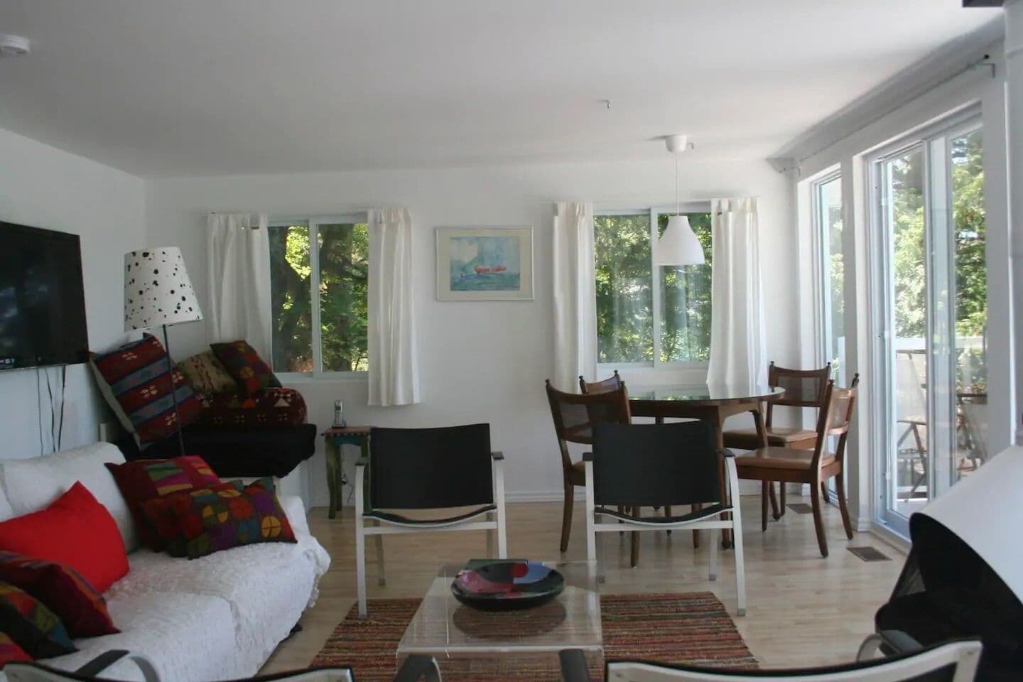 Living room with large flat screen tv