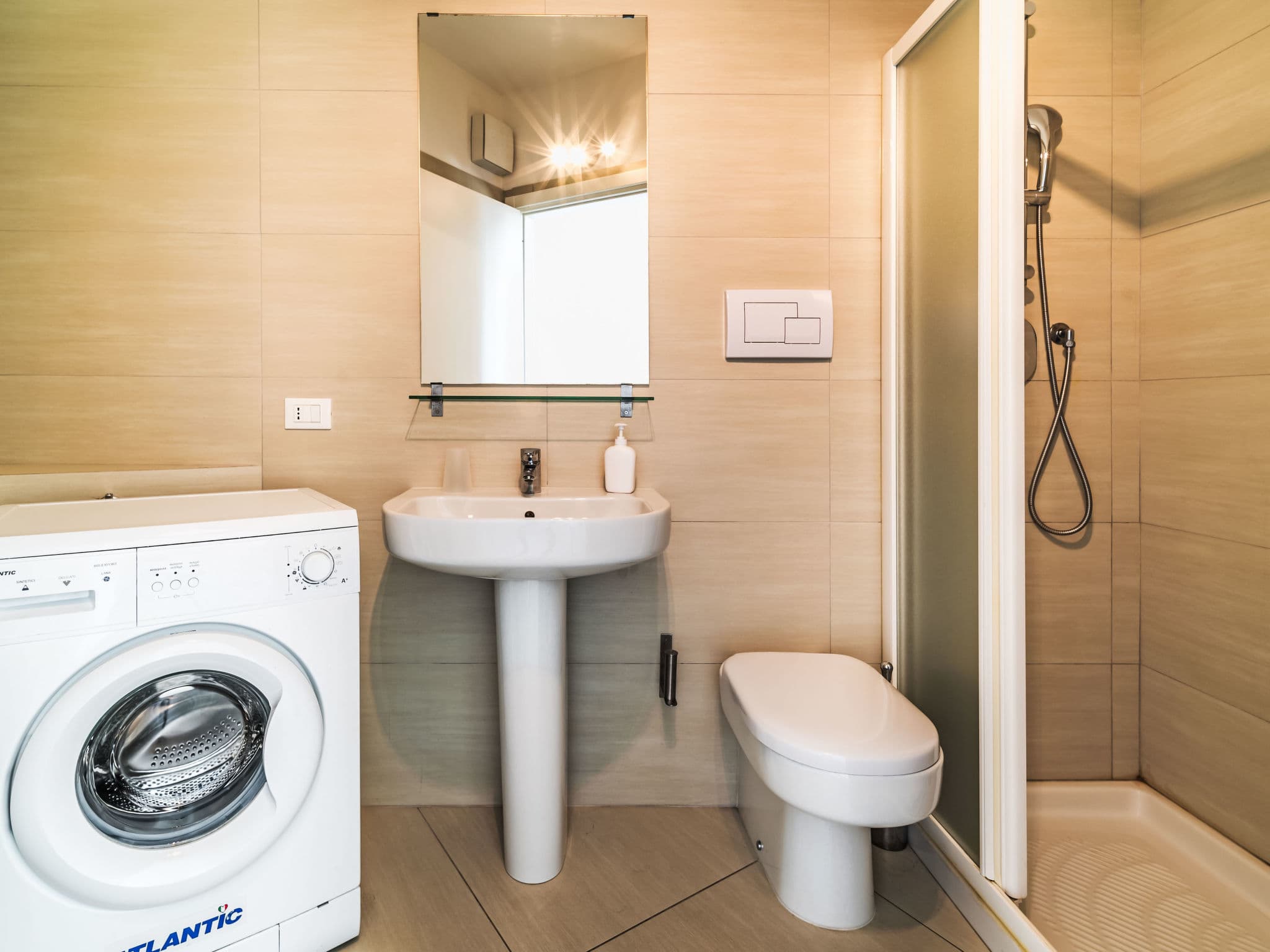 Bathroom / Wellness