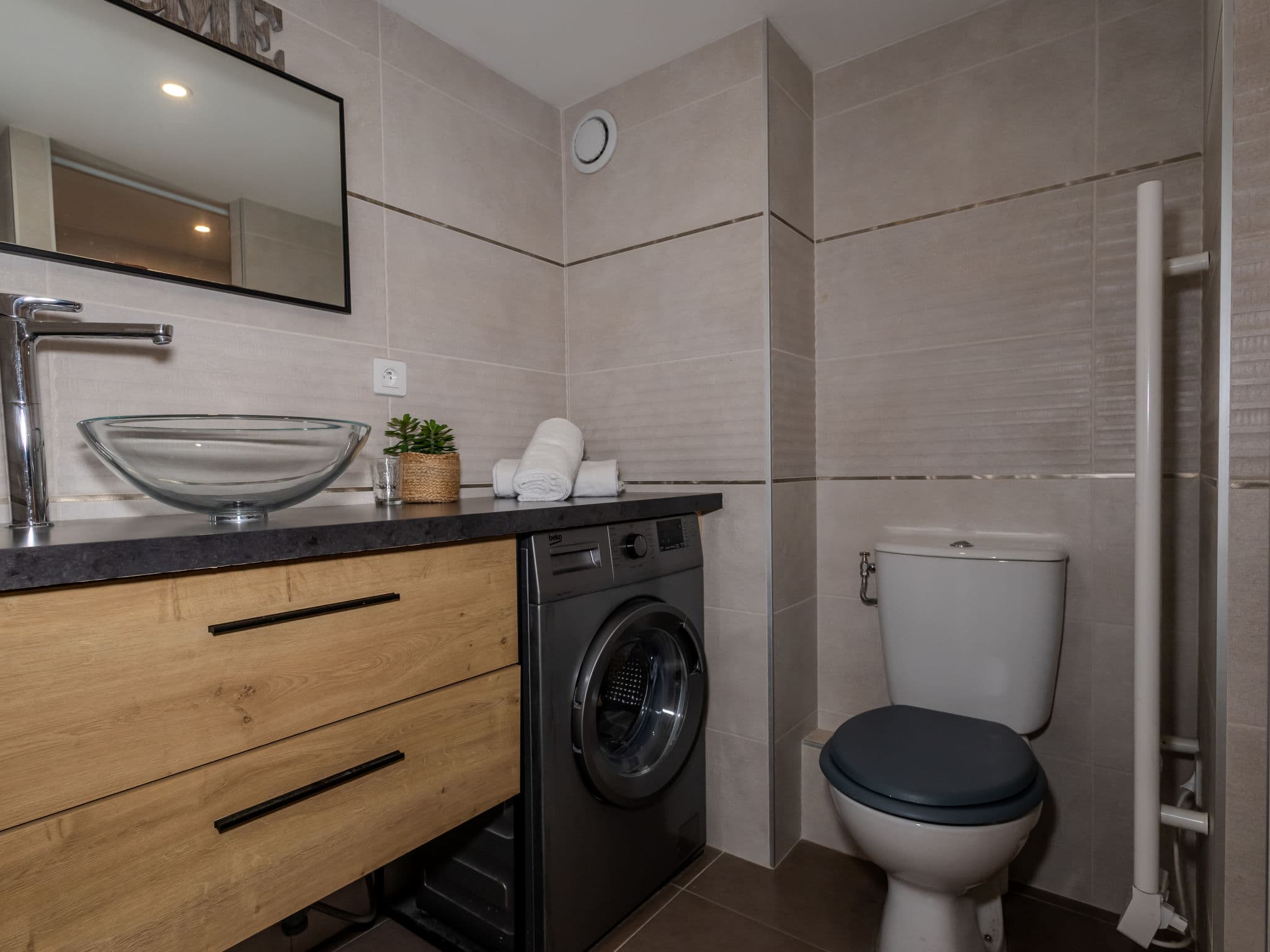 Bathroom / Wellness