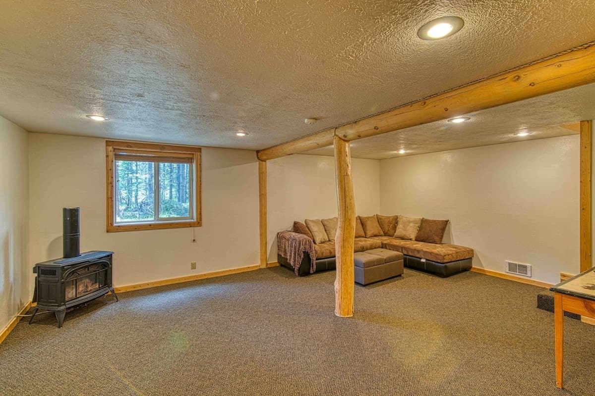 "The game room is secluded and quiet." - Ivan