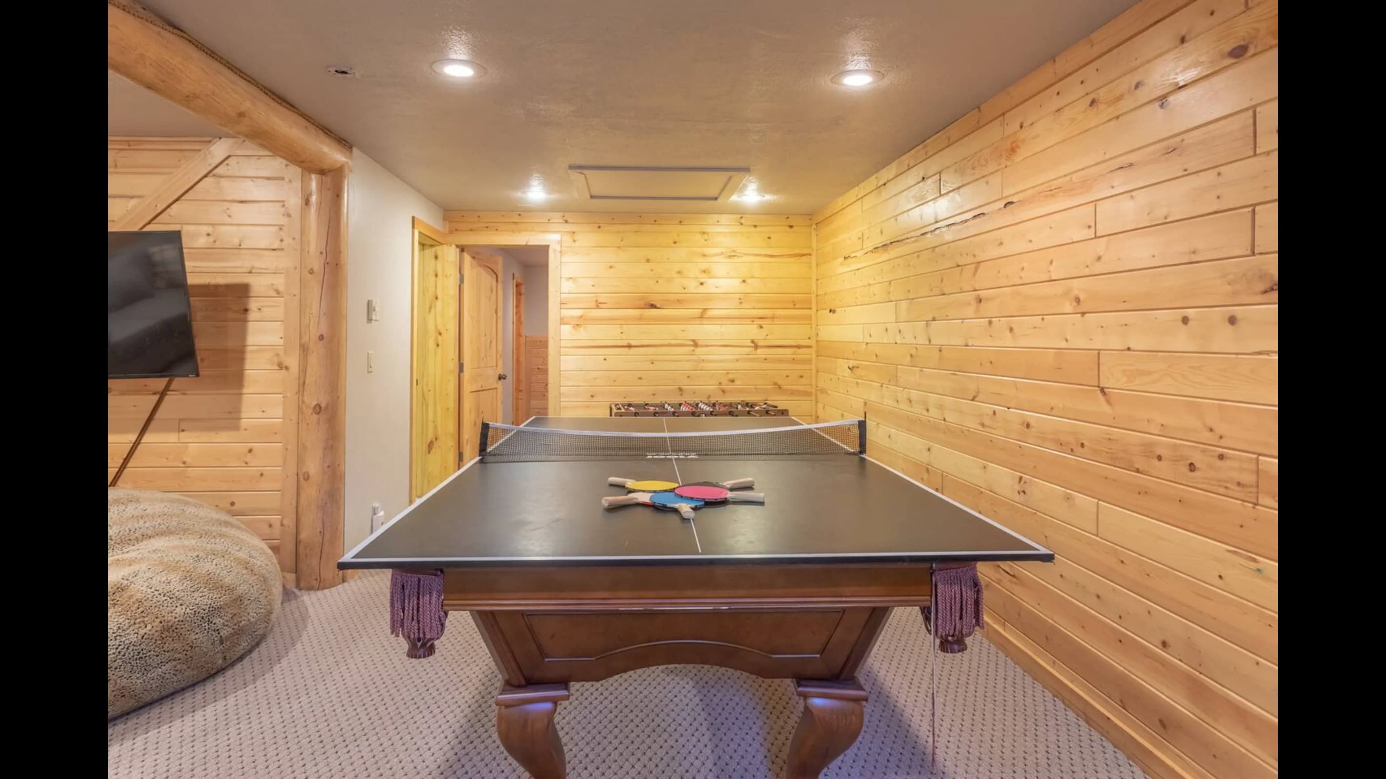 Picture the laughter, banter, and satisfying ping pong rallies in this recreational haven, perfect for fostering camaraderie!