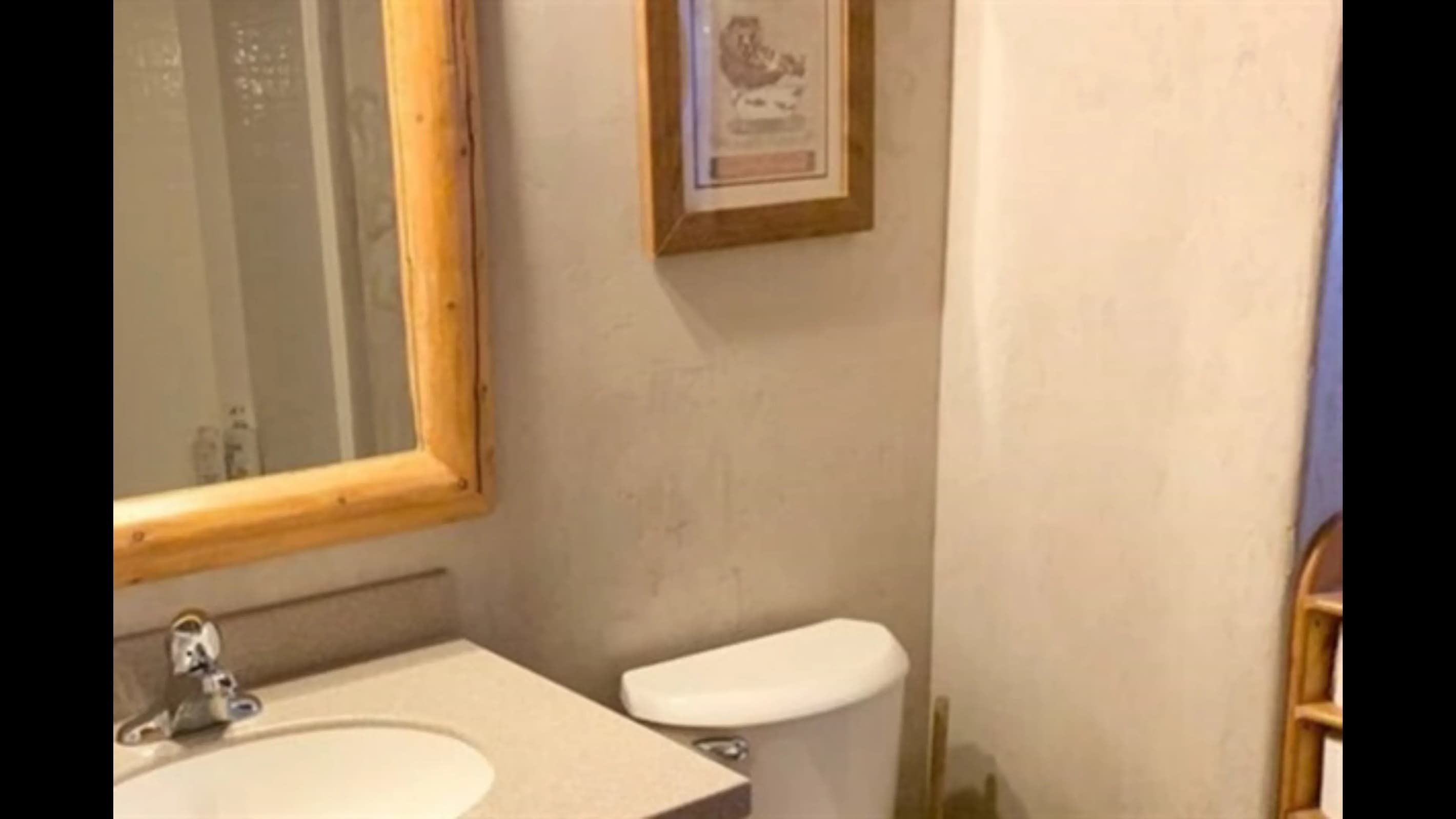 Bathrooms have plenty of towels for your stay.
